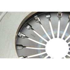 Комплект зчеплення Toyota Land Cruiser 3.0TD 96-02/Hilux 2.5D/3.0D 4WD, 97-05