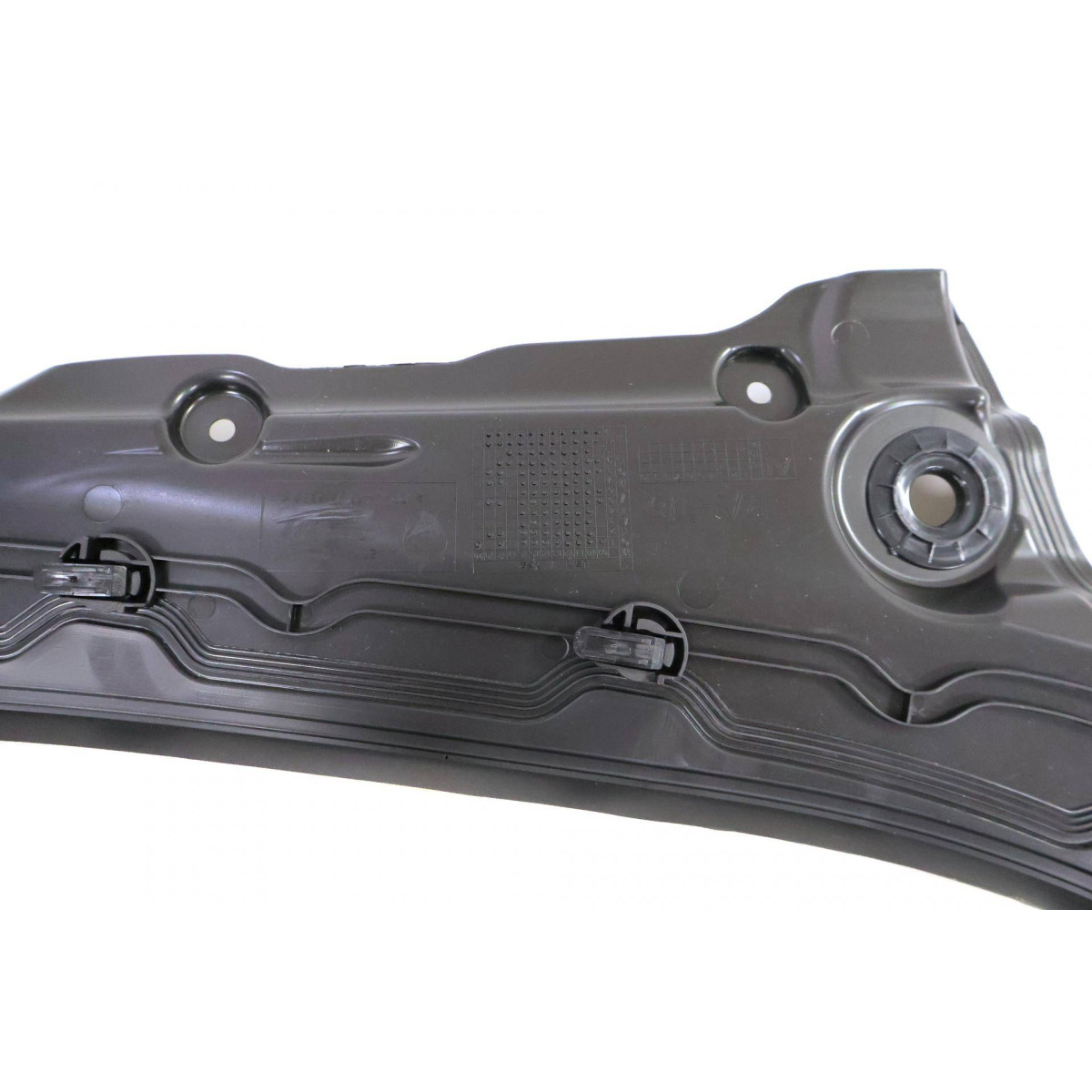Планка під скло лобове BMW 5 (F10/F11) 09-16