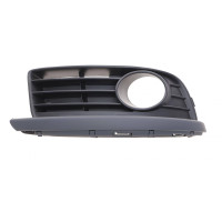 Вставка бампера (під протитуманку) VW Golf V 07-09 (R)