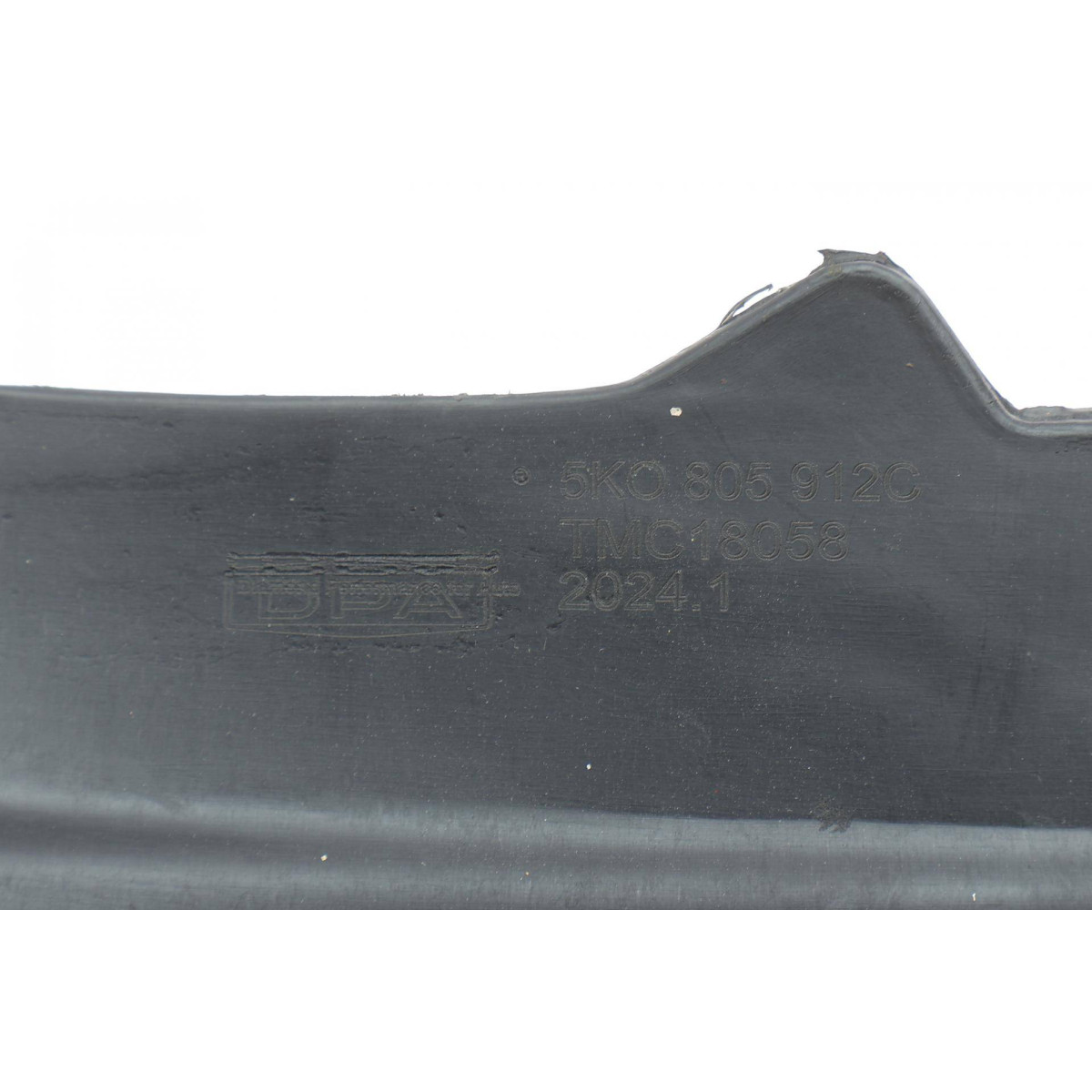 Підкрилок (передній/передня частина) VW Golf VI 08-12 (R)