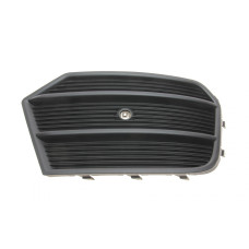 Вставка бампера (під протитуманку) Audi Q3 11-18 (R)