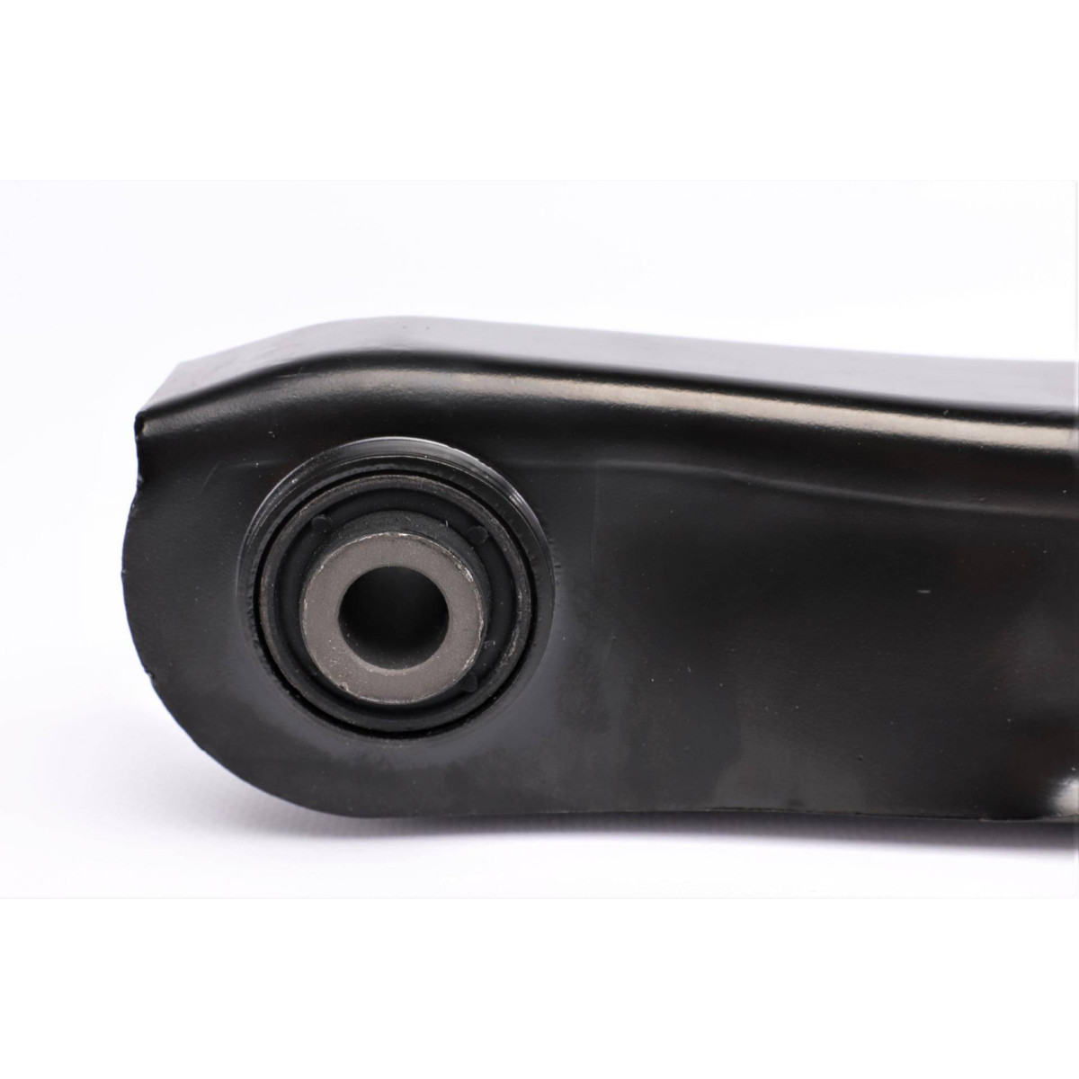 Важіль підвіски (задній/знизу) Ford Focus 01-12/C-Max/Kuga 07-12/Mazda 3/Volvo V50/S40 03-14