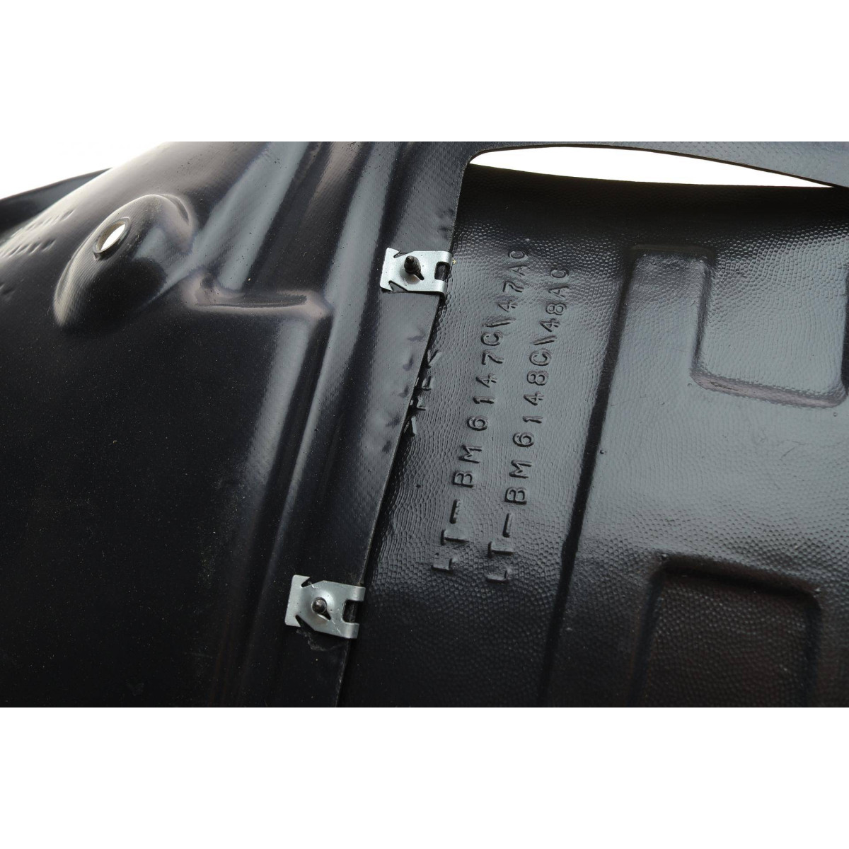 Підкрильник (передній) BMW 3 (F30) 11-18 (R)