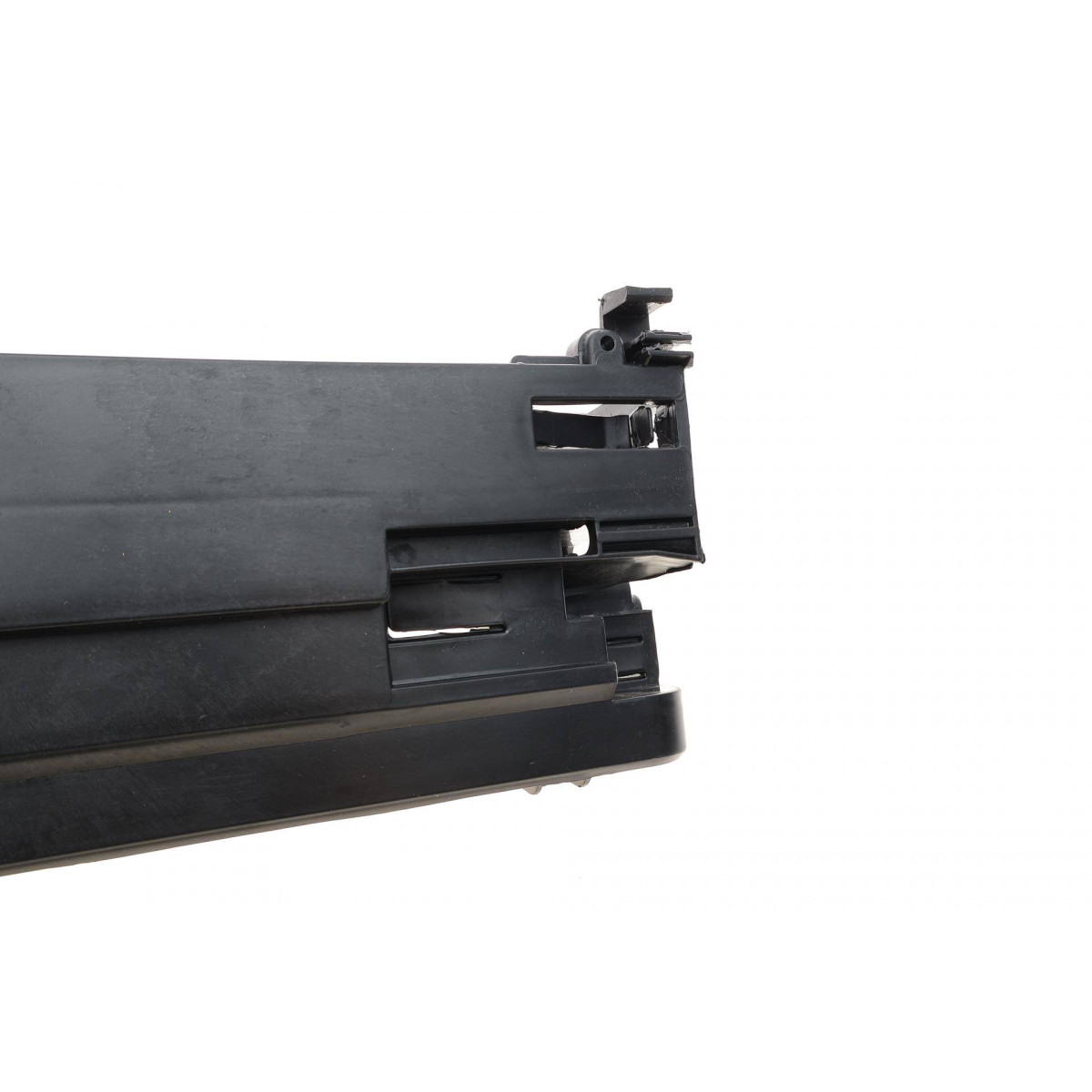 Панель передня BMW 5 (F10) 09-16 B47/N47/N57 (верх)