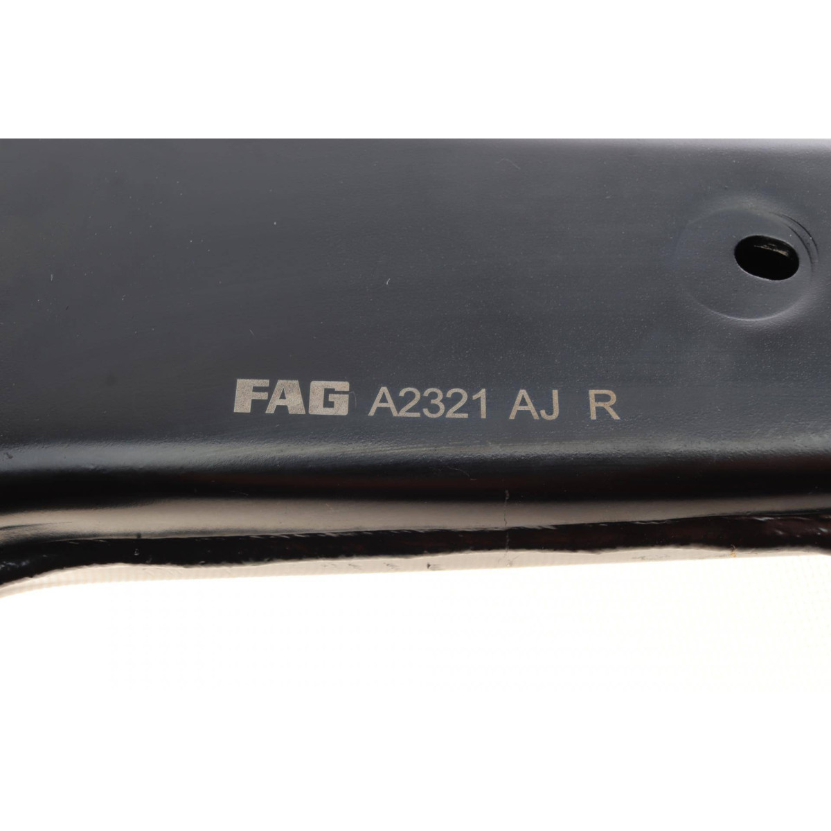 Важіль підвіски (передній/знизу) (R) Ford C-Max 07-10/Focus/Volvo C30/C70/S40/V50 04-12 (з кульовою)