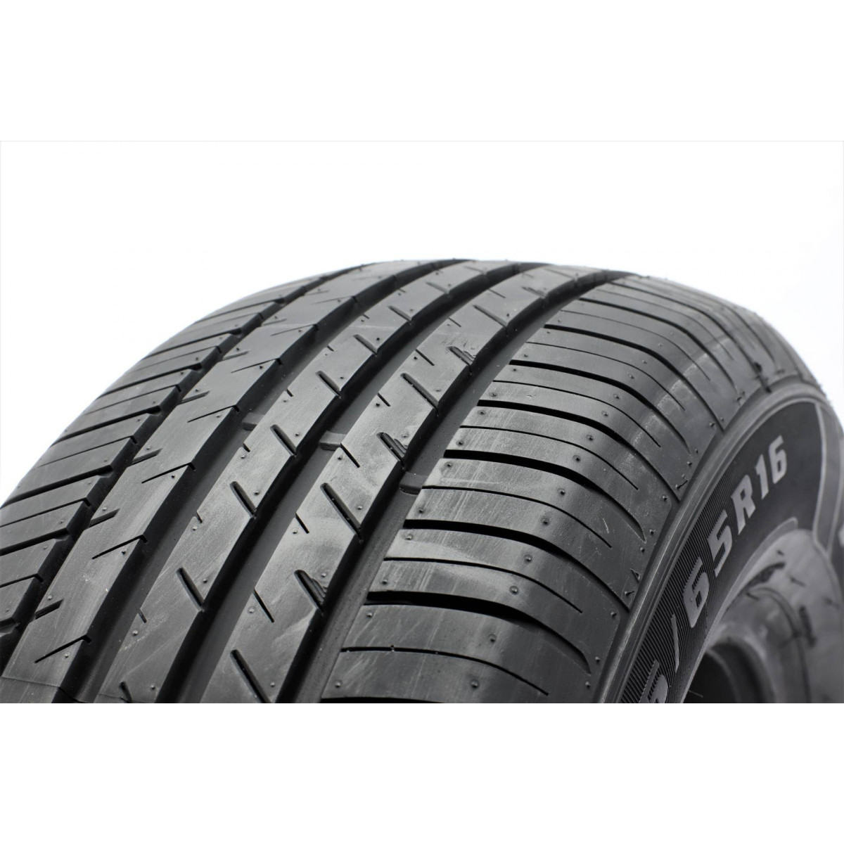 Шина ComfortMax S801 215/65 R16 98H (літня)
