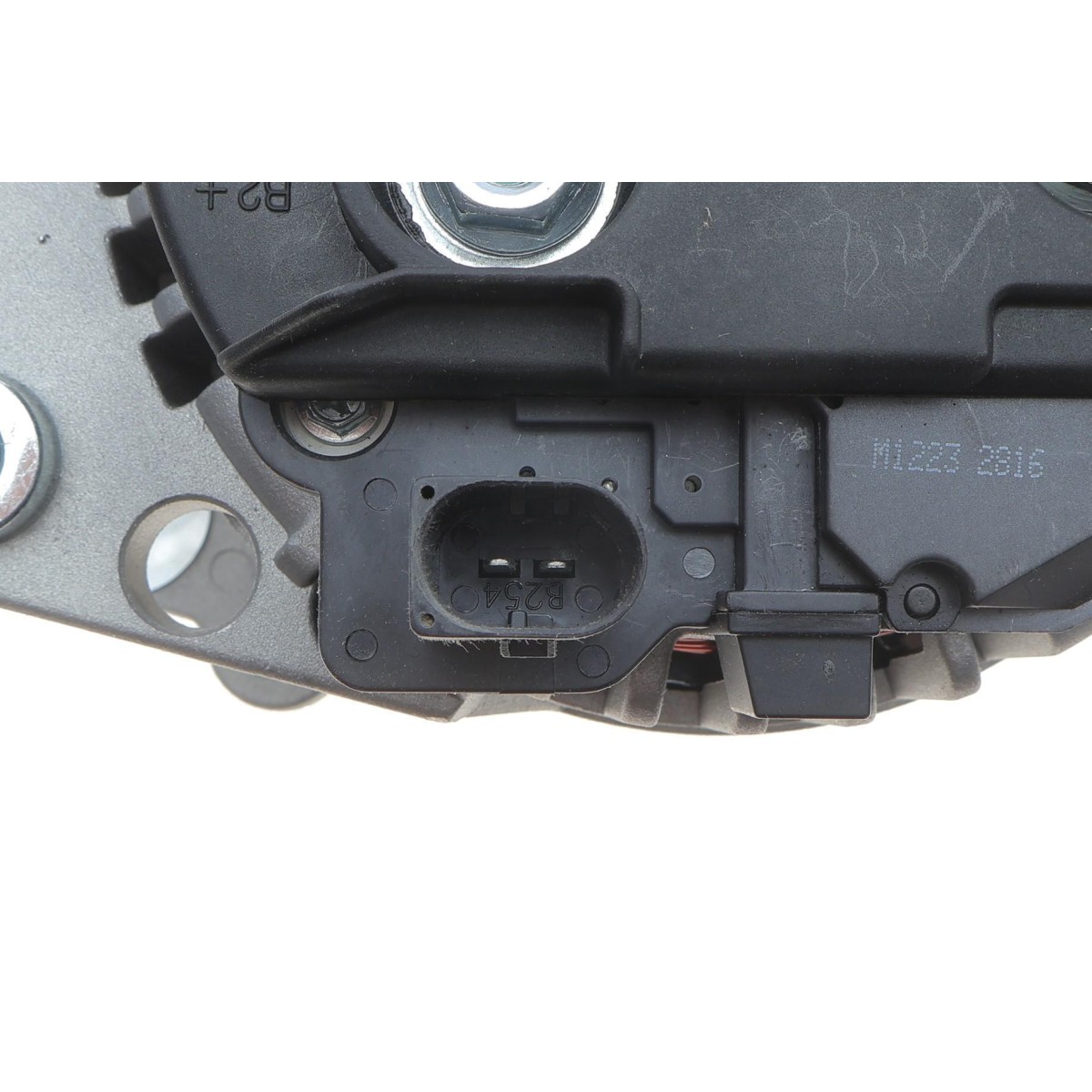 Генератор Audi A2/A3/Skoda Fabia/Octavia/VW Caddy/Golf 1.9TDI /MB Vito 1, 4-3, 2 96- (12V/90A)
