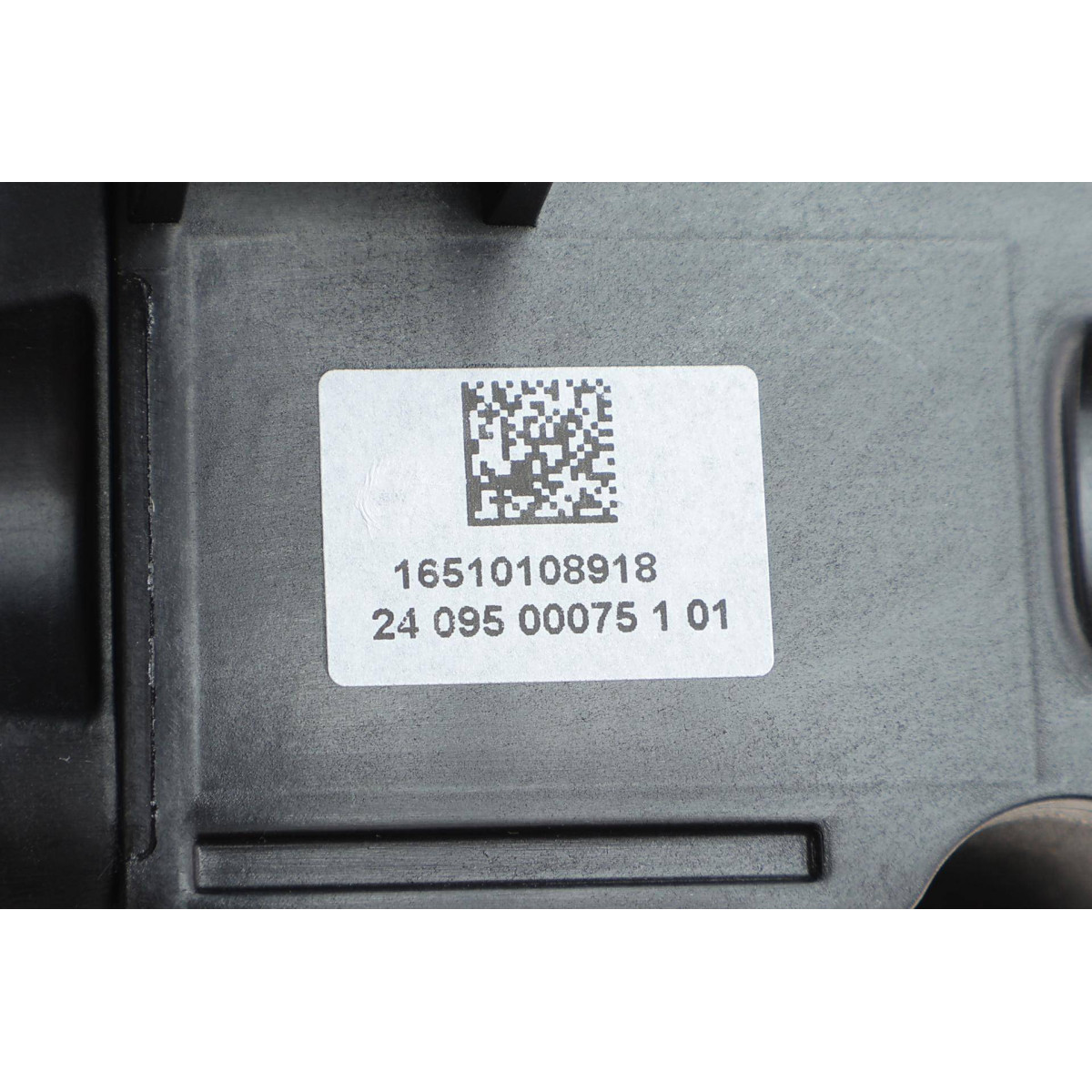 Кришка клапанів MB Sprinter OM651 2.2 CDI 09-