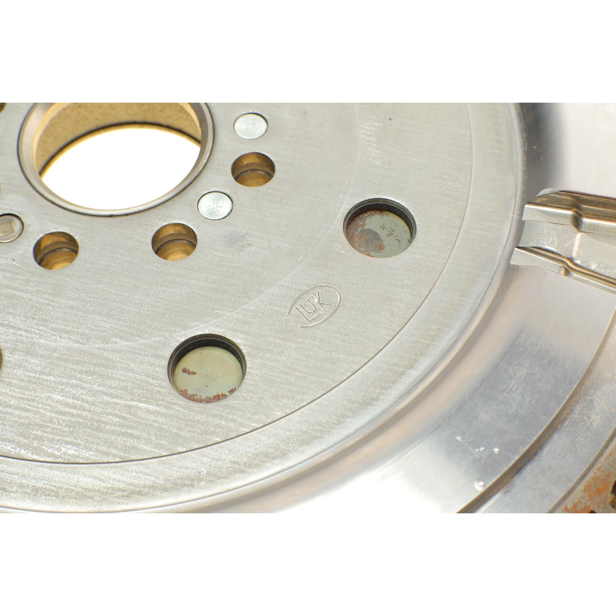 Демпфер зчеплення Toyota Rav4 2.2 D 06-13