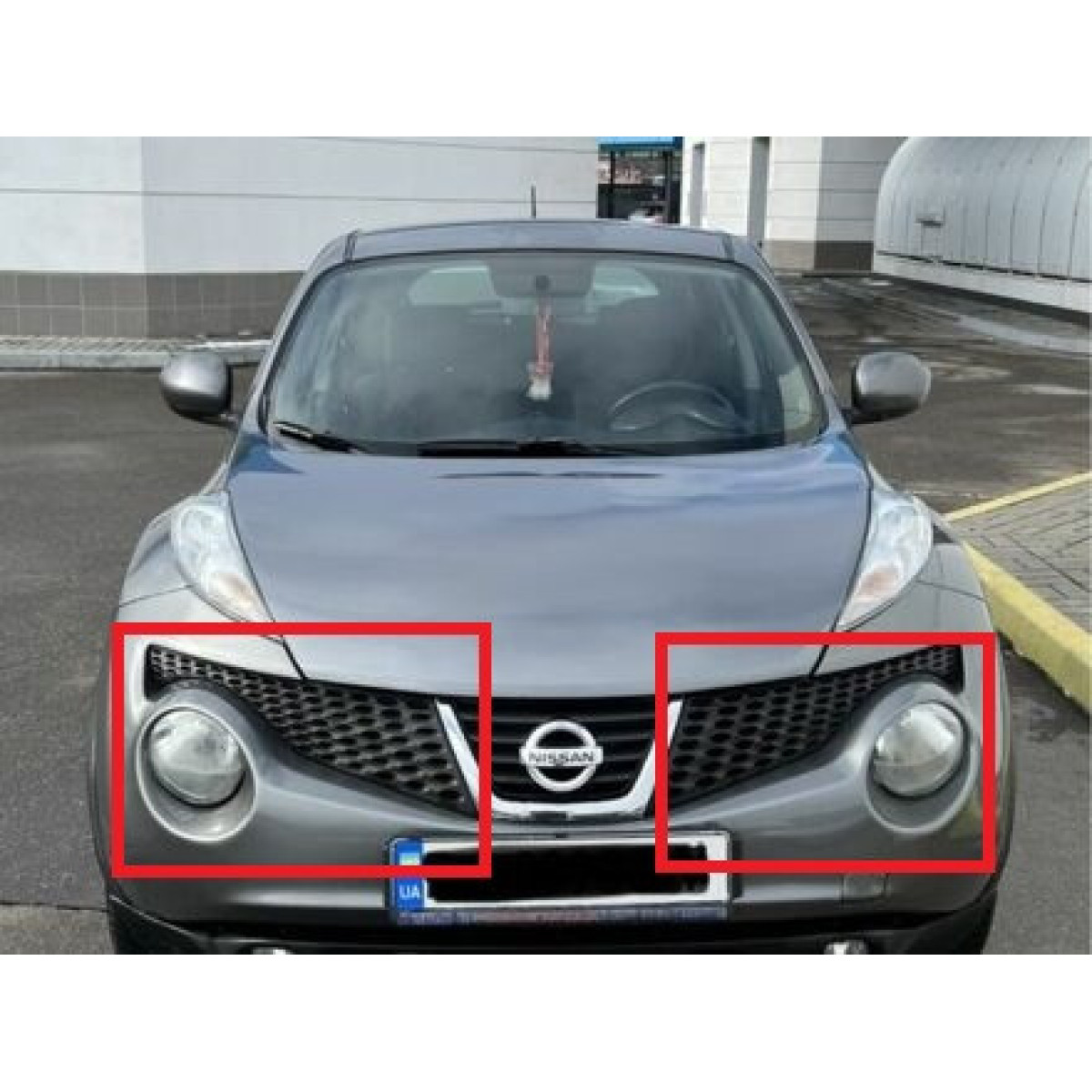 Решітка радіатора ліва-права Ніссан Жук - Nissan Juke 2010-2014