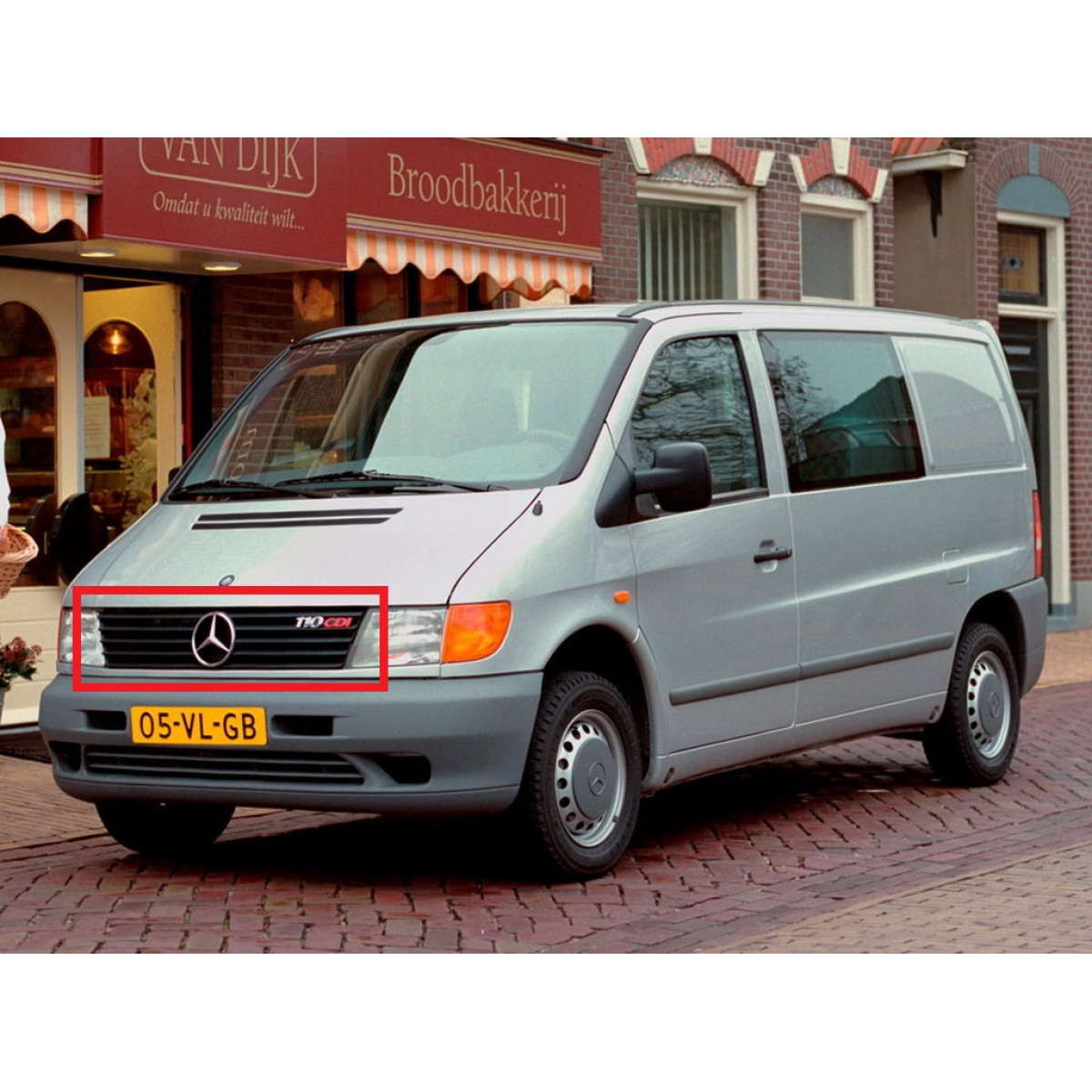 Решітка радіатора Мерседес Віто 638 - Mercedes Vito W638 - 1996-