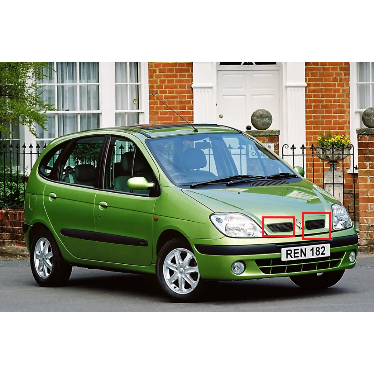 Решітка радіатора права+ліва Рено Сценік - Renault Scenic 1999-2003