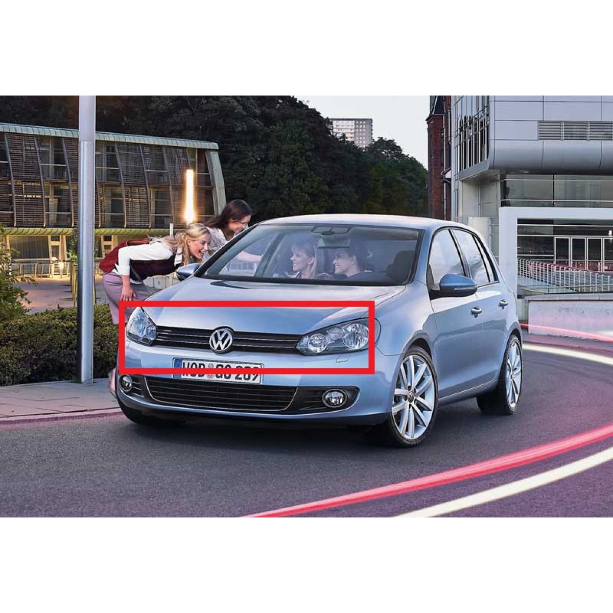 Решітка радіатора Фольксваген Гольф 6 Volkswagen Golf 6 - 2008-2012