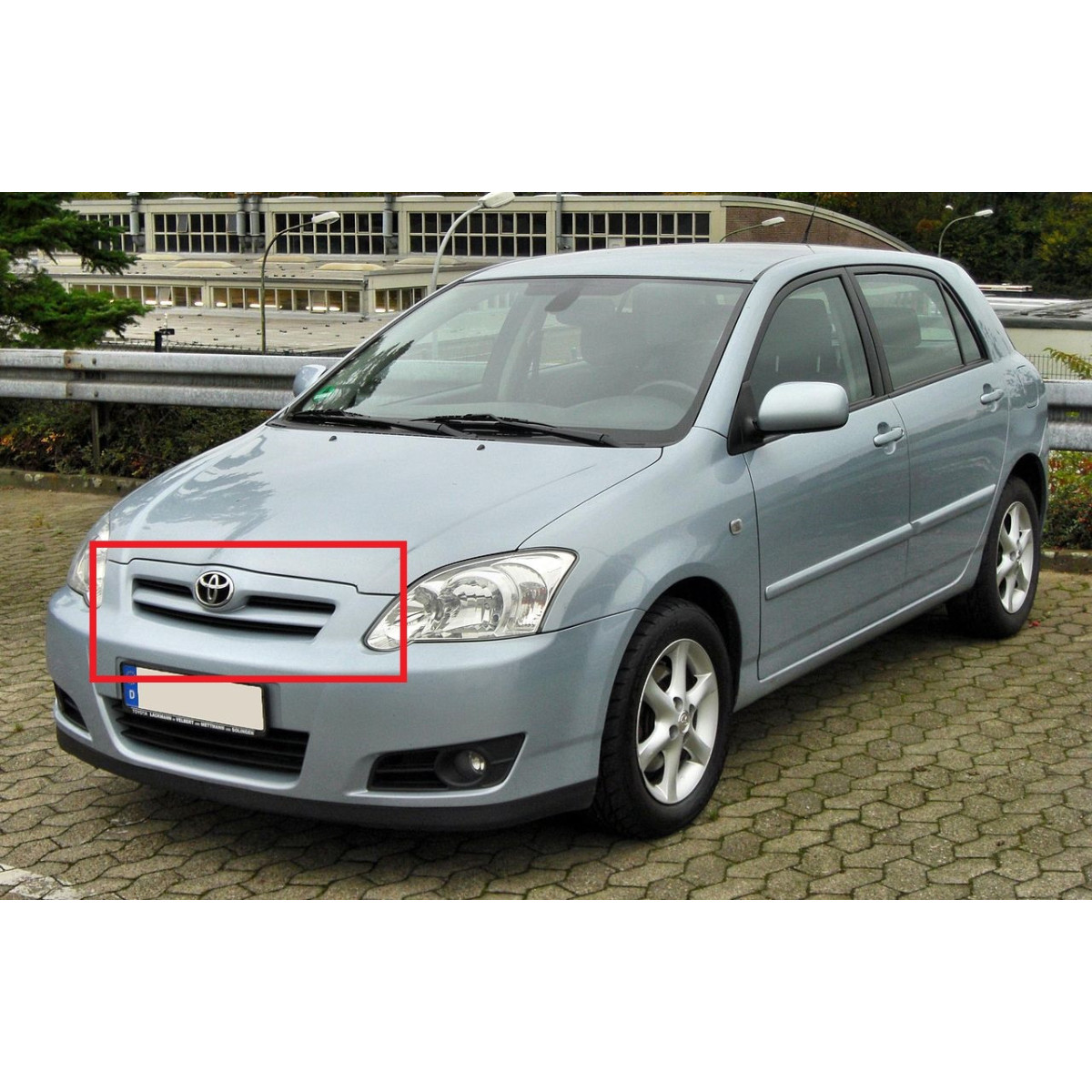 Решітка радіатора Тойота Королла - Toyota Corolla 2004-2007