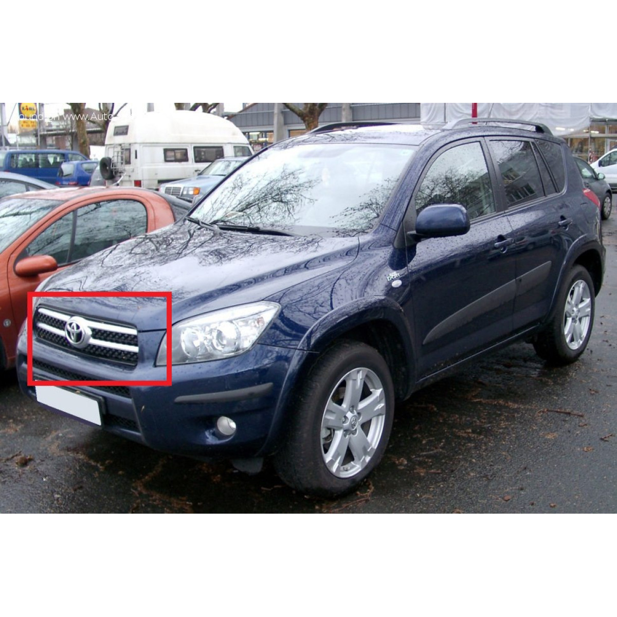 Решітка радіатора Тойота РАВ4 3 - Toyota RAV4 3 - 2005-2008