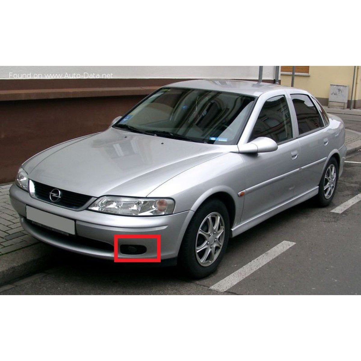 Решітка бампера Опель Вектра Б - Opel Vectra B 1999-2002 (комплект)