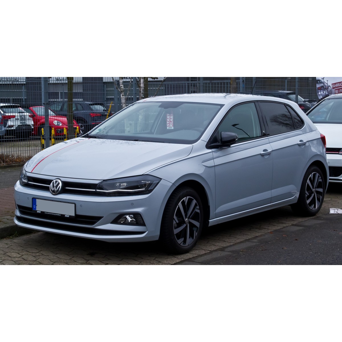 Петля (шарнір для кріплення) капота права Volkswagen Polo - Фольксваген Поло 2001-2009
