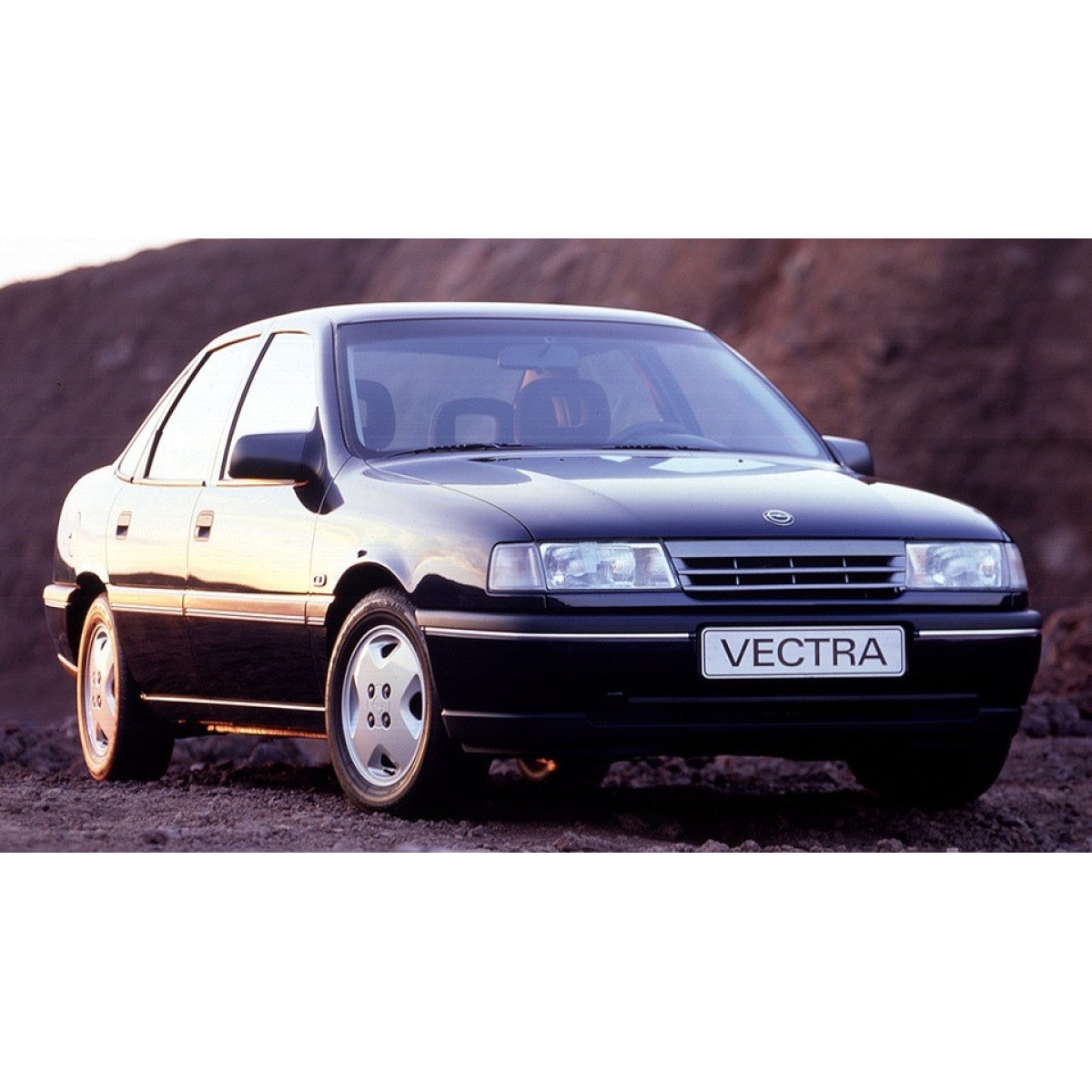 Трос ручного гальма (ручника) Опель Вектра А - Opel Vectra A (1.4-1.6-1.8) 1988-1989