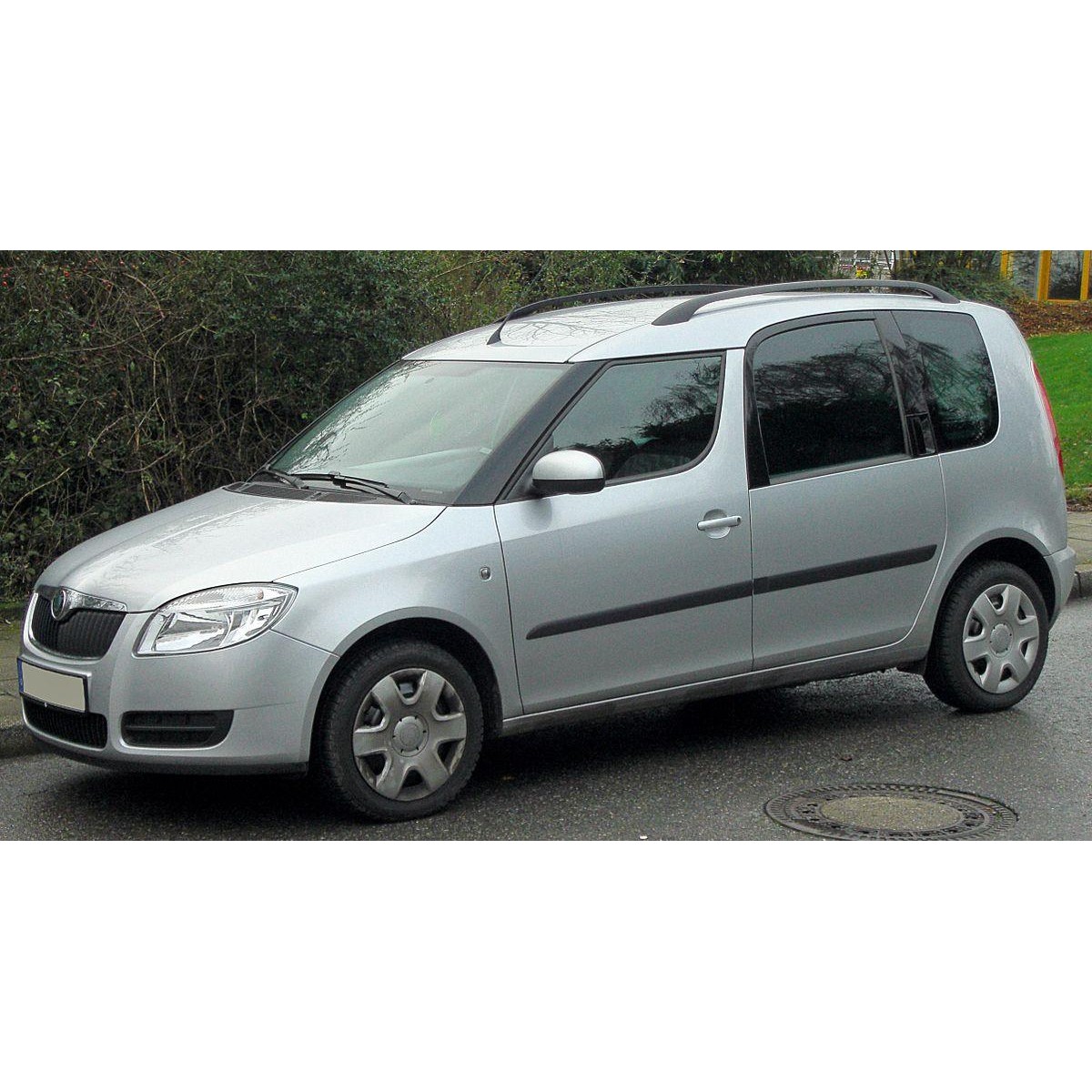 Кульова опора права Шкода Фабія 1, 2, Румстер - Skoda Fabia 1, 2, Roomster (1.0-2.0) 1999-