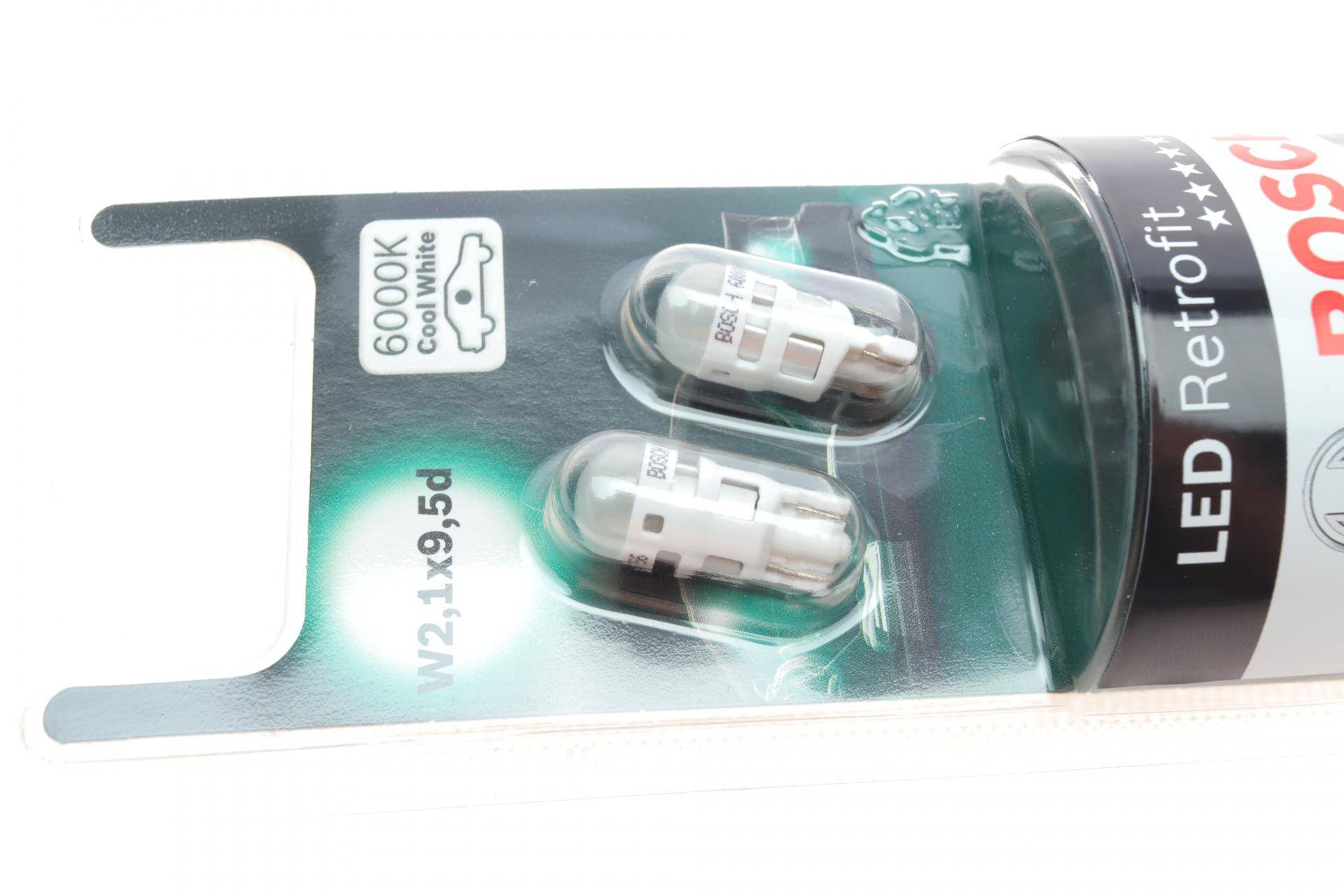 Автолампа W5W 12V 5W W2.1x9.5d LED Retrofit BL 6000K (Cool white) знято з постачання