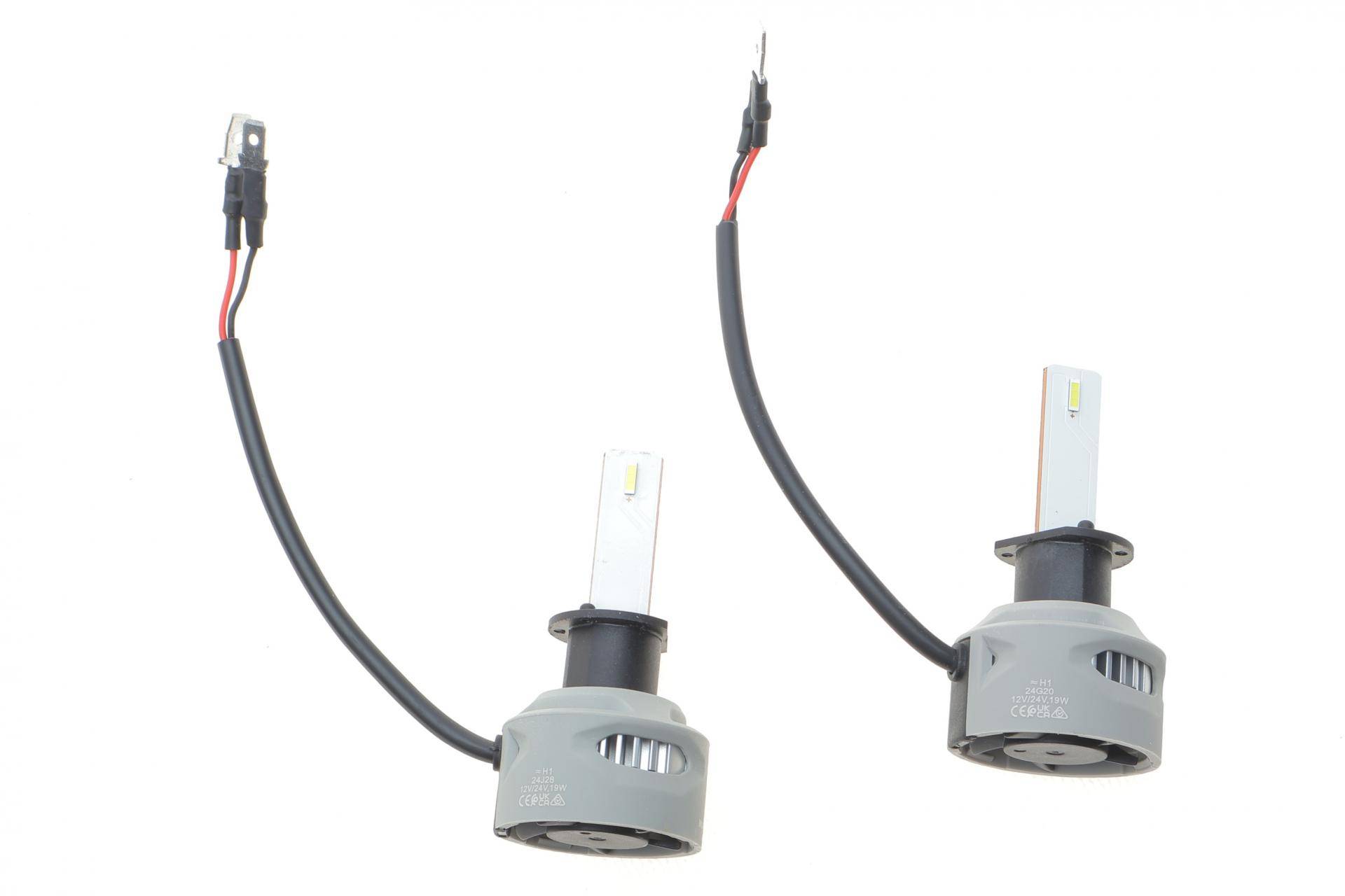 Автолампа H1 12/24V 19W P14.5s Performance Advance LED 6000K 1700lm (к-кт 2шт)