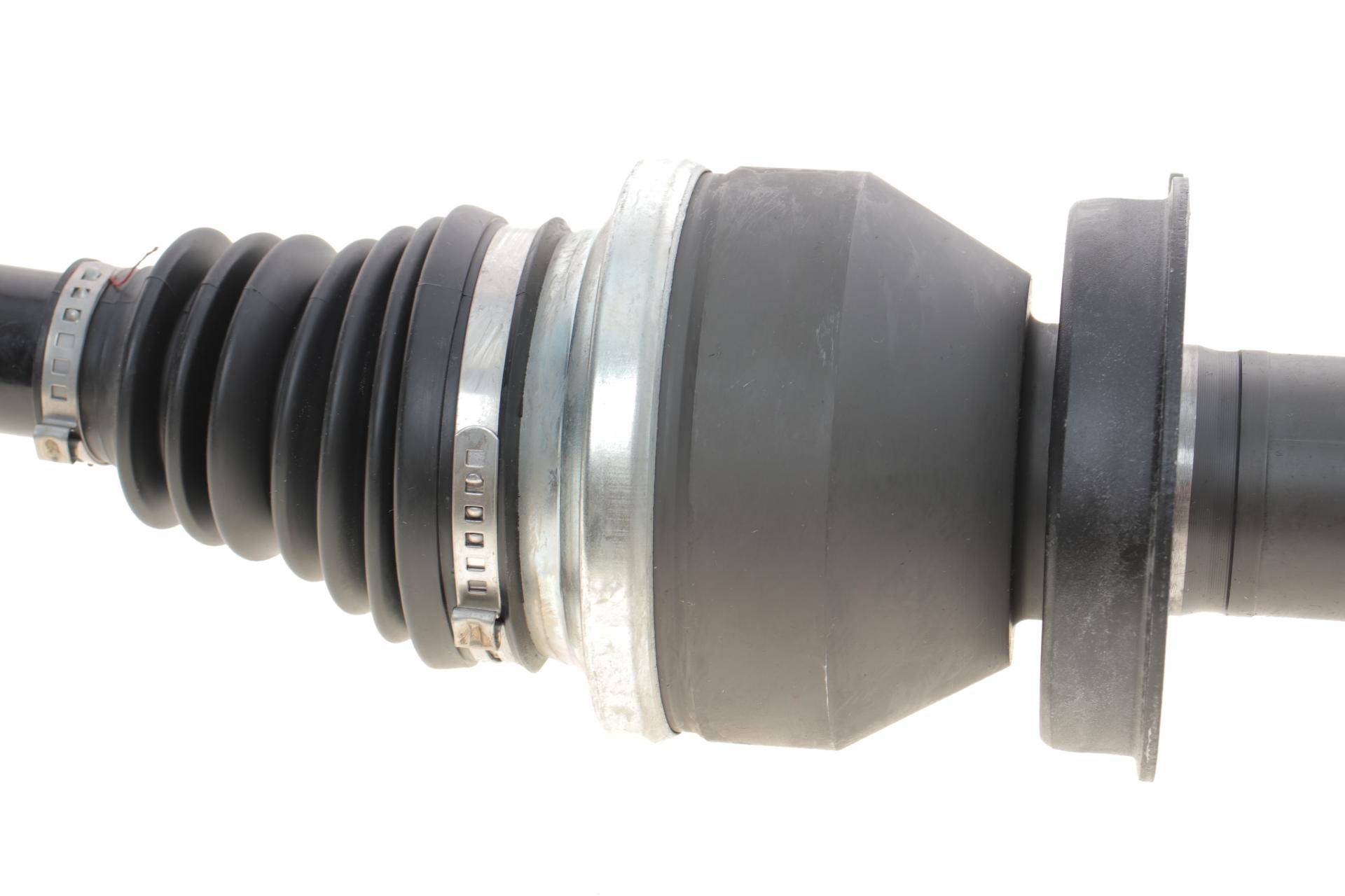 Піввісь (передня) VW T5 2.5 TDI 03-09 (R) (38x882.5)