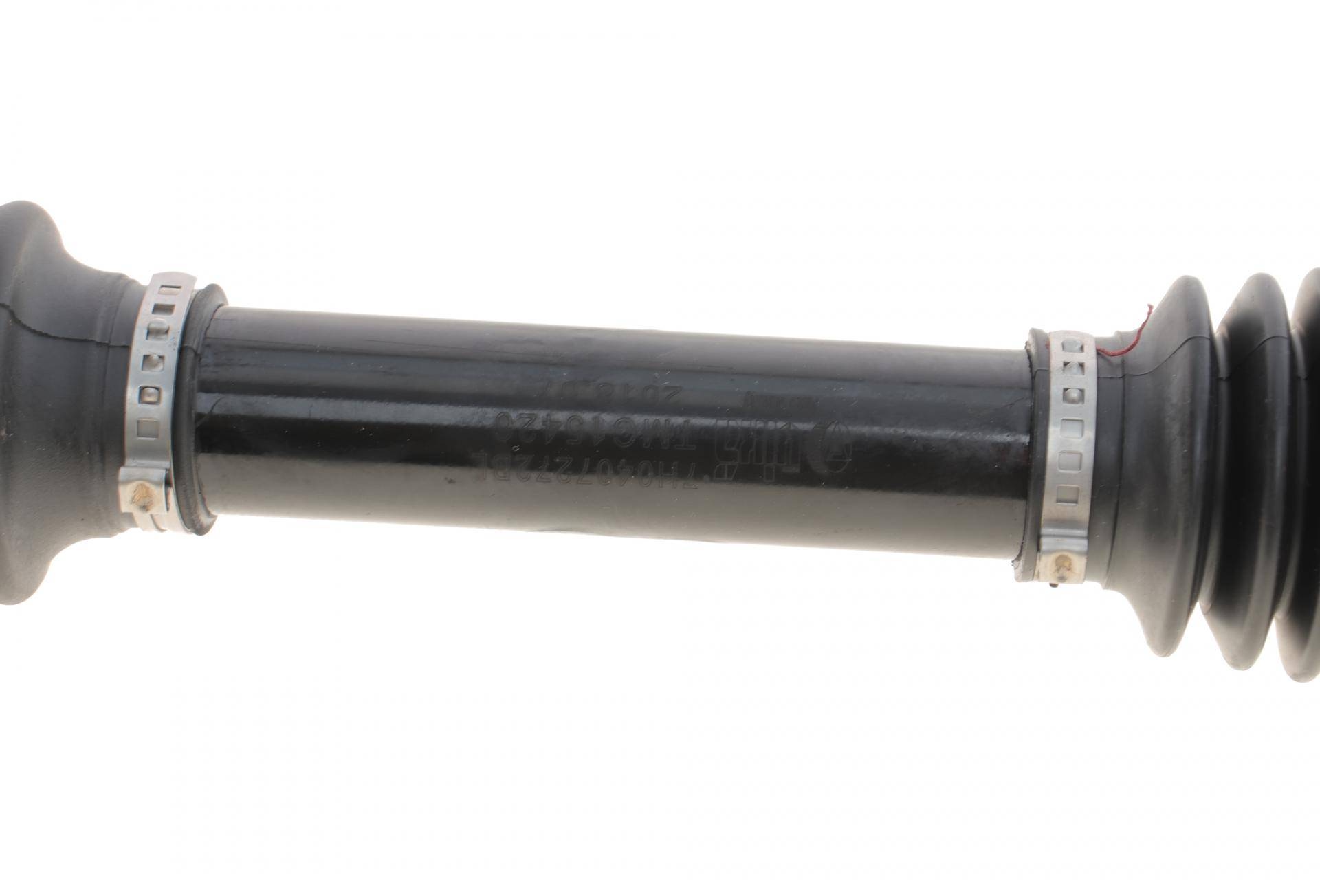 Піввісь (передня) VW T5 2.5 TDI 03-09 (R) (38x882.5)