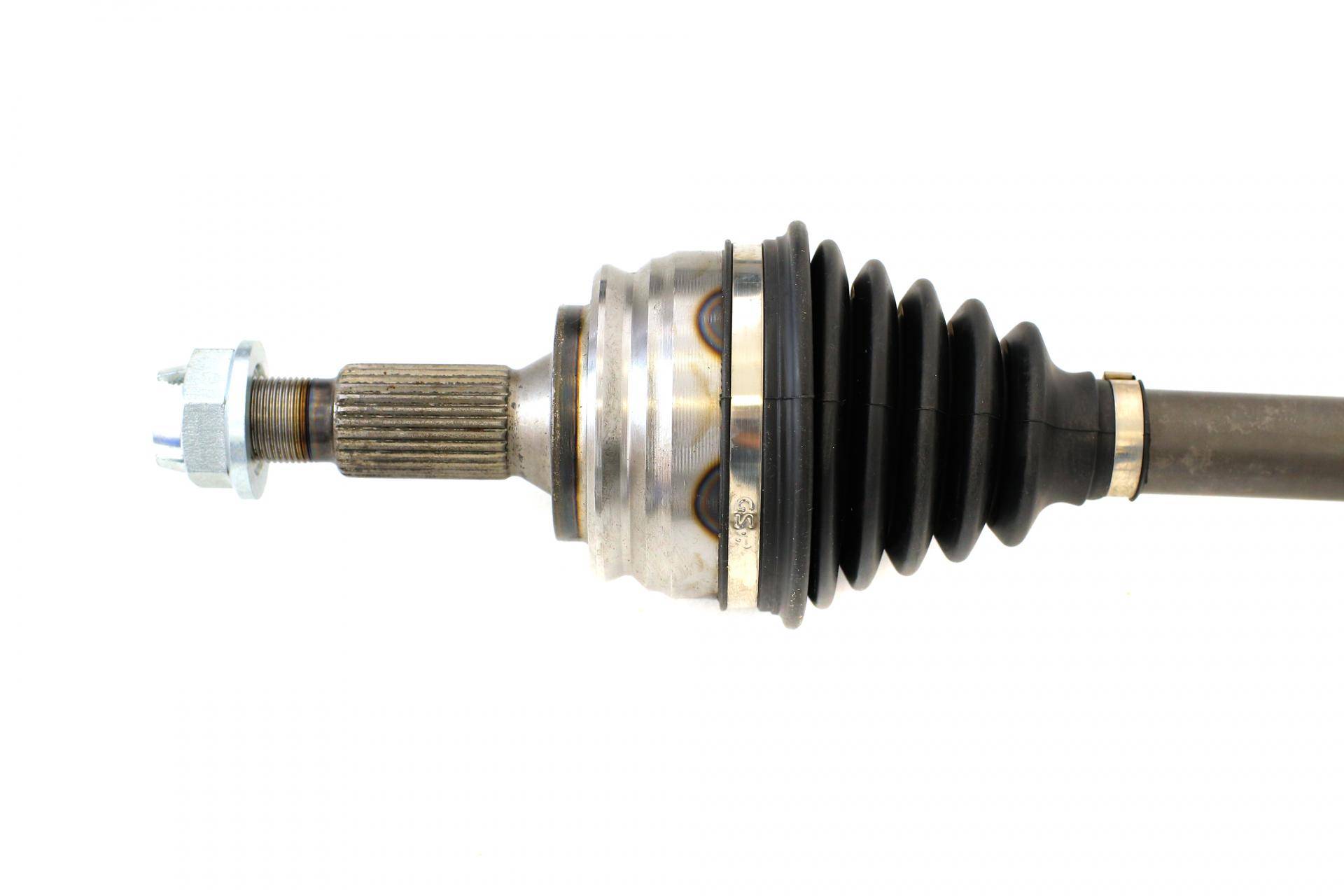 Піввісь (передня) Citroen C4/Peugeot 3008 14- (L) (28x24/688)