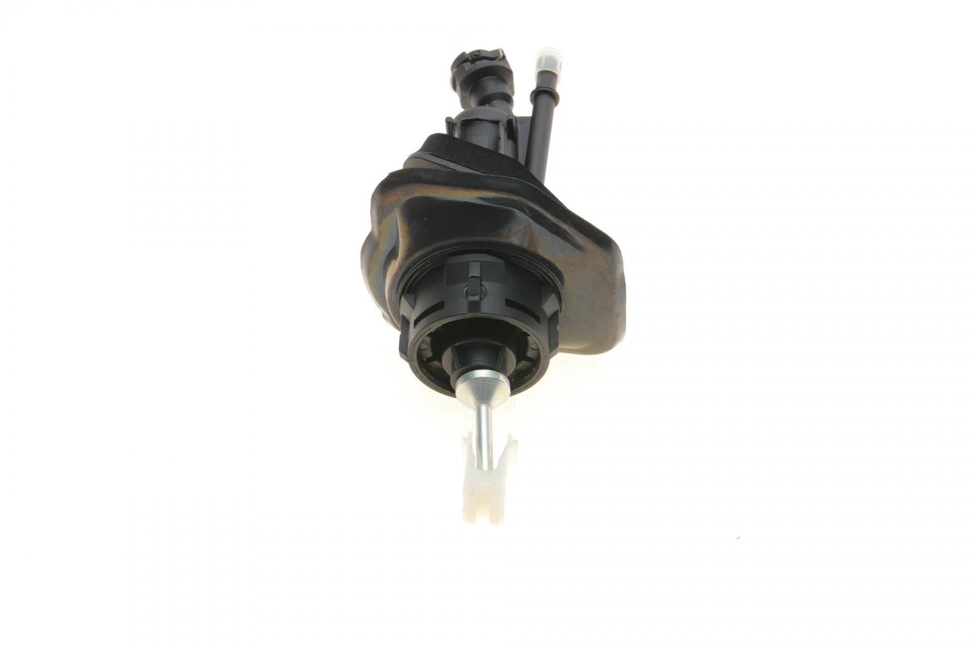 Циліндр зчеплення (головний) Ford Focus II/III/C-max/Mazda 3/5/Volvo C30/S40 II/V50 1.0-2.4D 03-