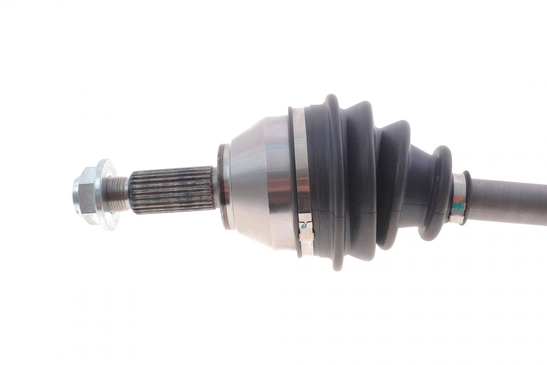 Піввісь Ford Focus 98-04 (L) (25х23х633)