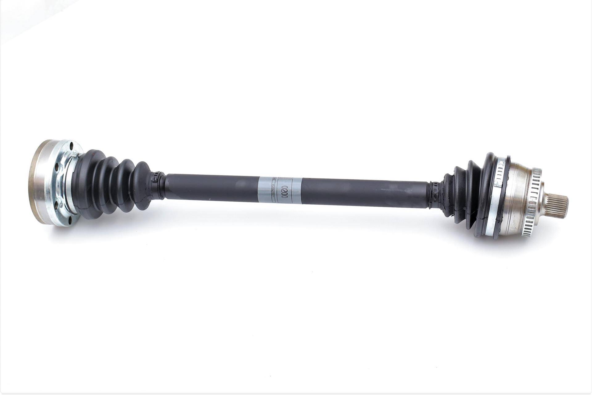 Піввісь (передня) (R) Audi A4 1.8/T 95-01/VW Passat B5 1.8/2.0 96-05 (33z/28z/635mm) (+ABS45z) МКПП