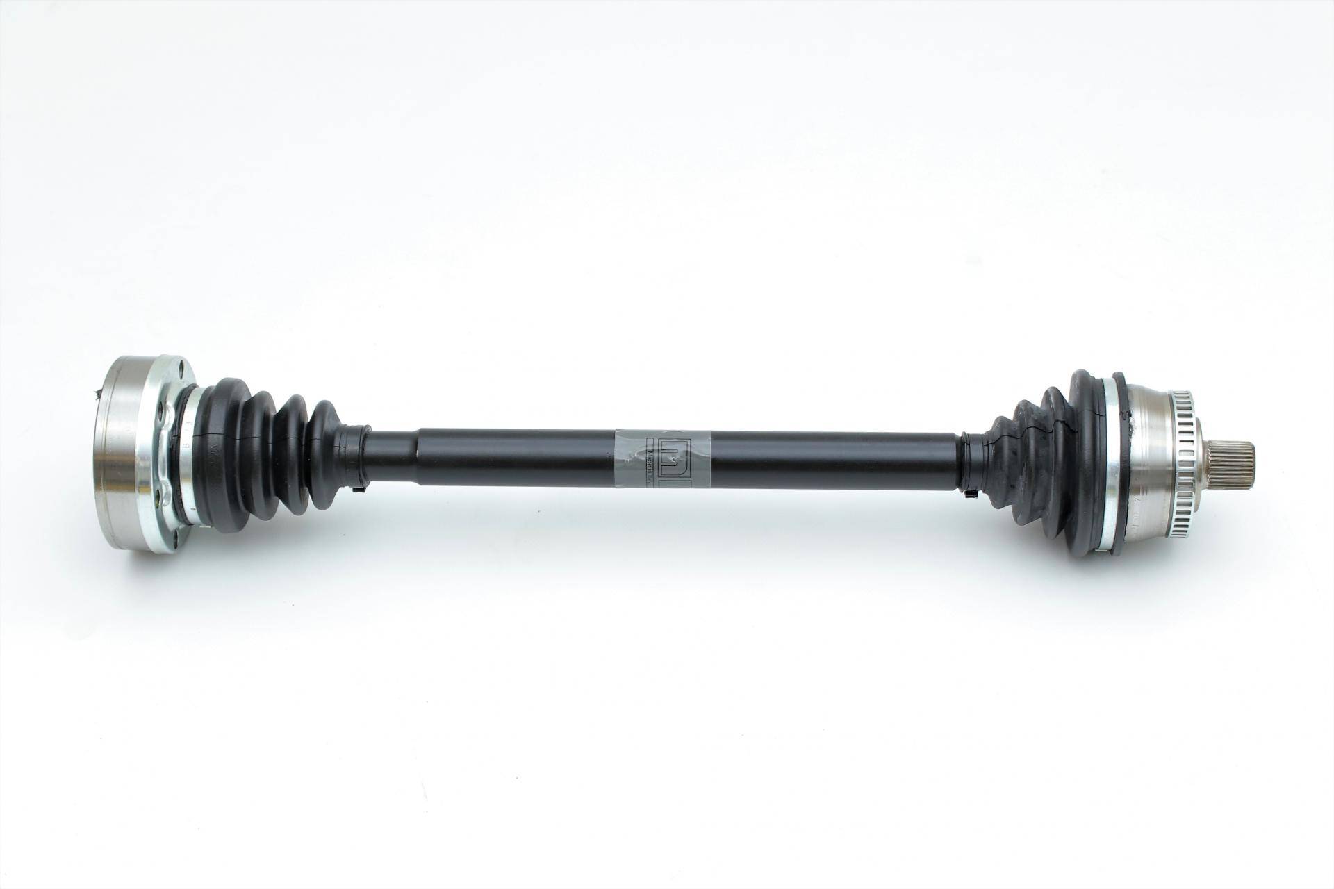 Піввісь (передня) (L) Audi A4 1.8/T 95-01/VW Passat B5 1.8/2.0 96-00 (33z/28z/609mm) (+ABS45z) МКПП