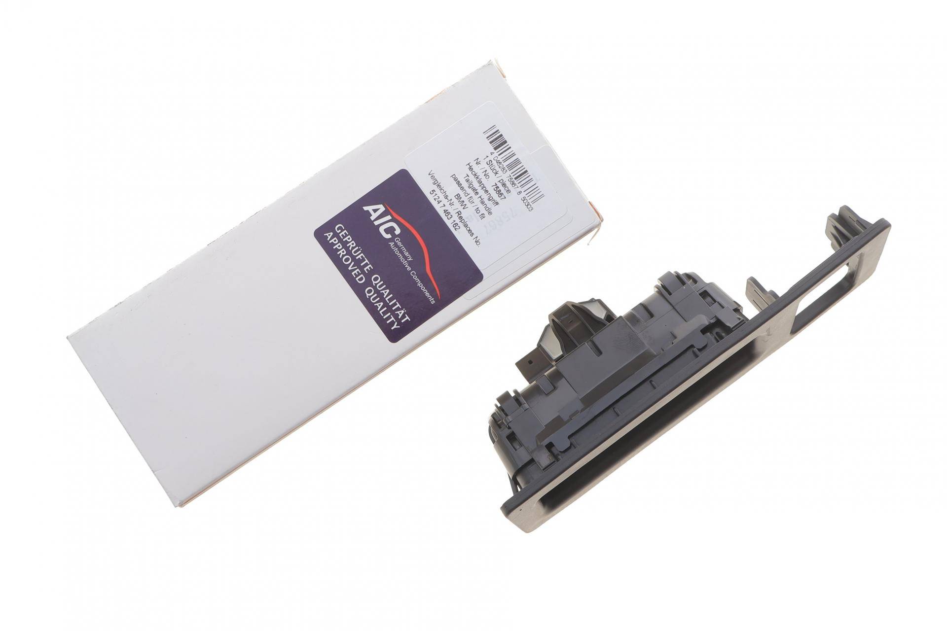 Кнопка відкривання багажника BMW 2 (F23)/3 (F30)/4 (F32)/5 (F10) 10-