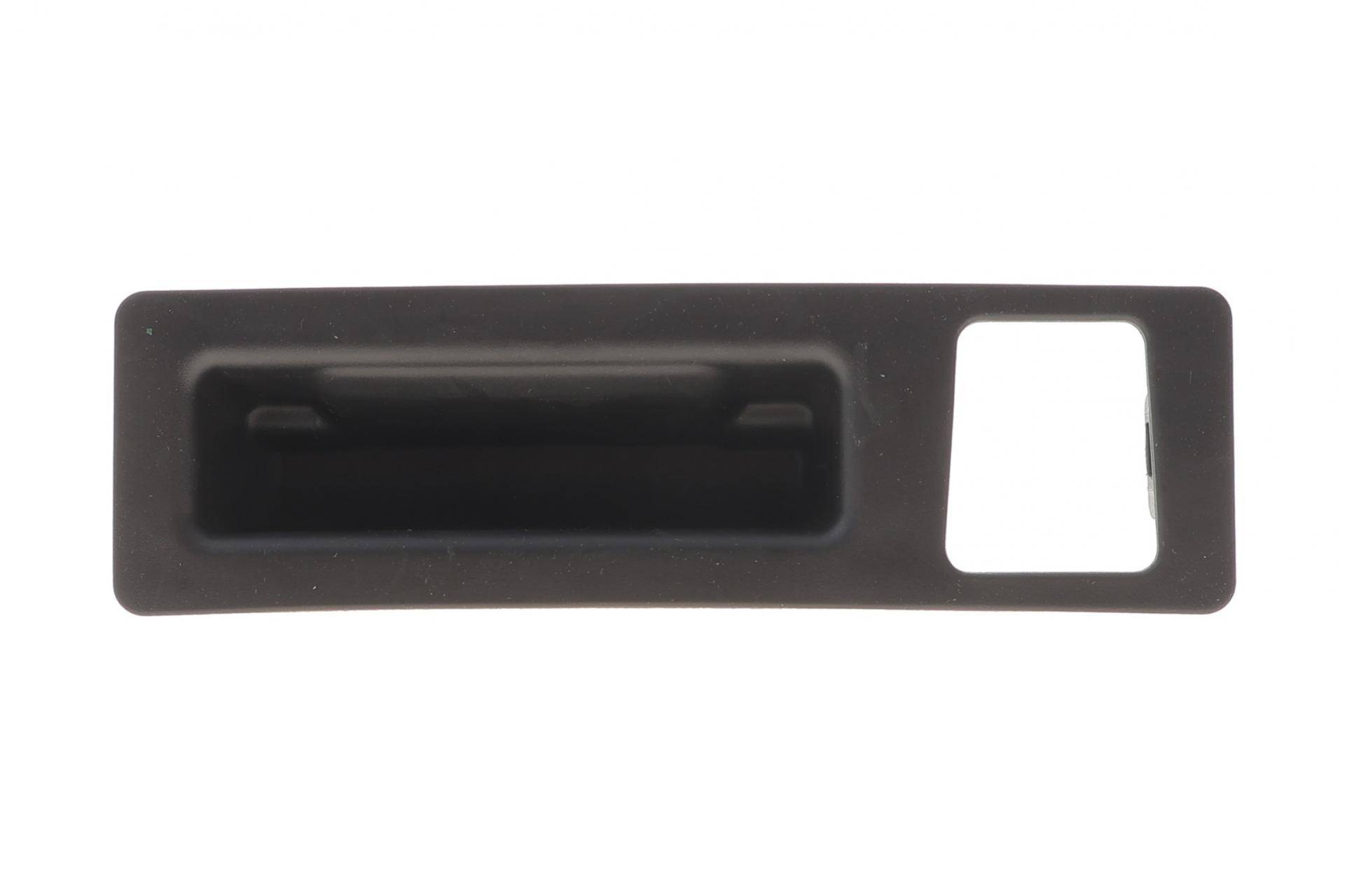 Кнопка відкривання багажника BMW 2 (F23)/3 (F30)/4 (F32)/5 (F10) 10-