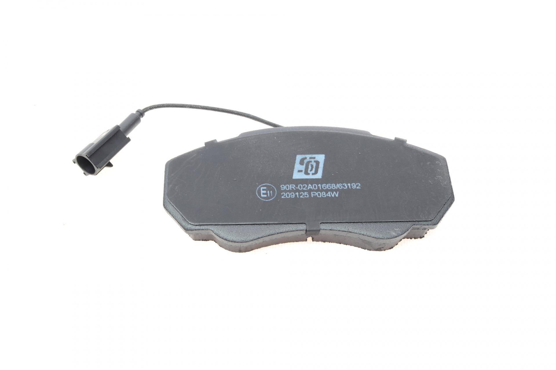 Колодки гальмівні (передні) Citroen Jumper/Fiat Ducato/Peugeot Boxer 02- R15 (Brembo)