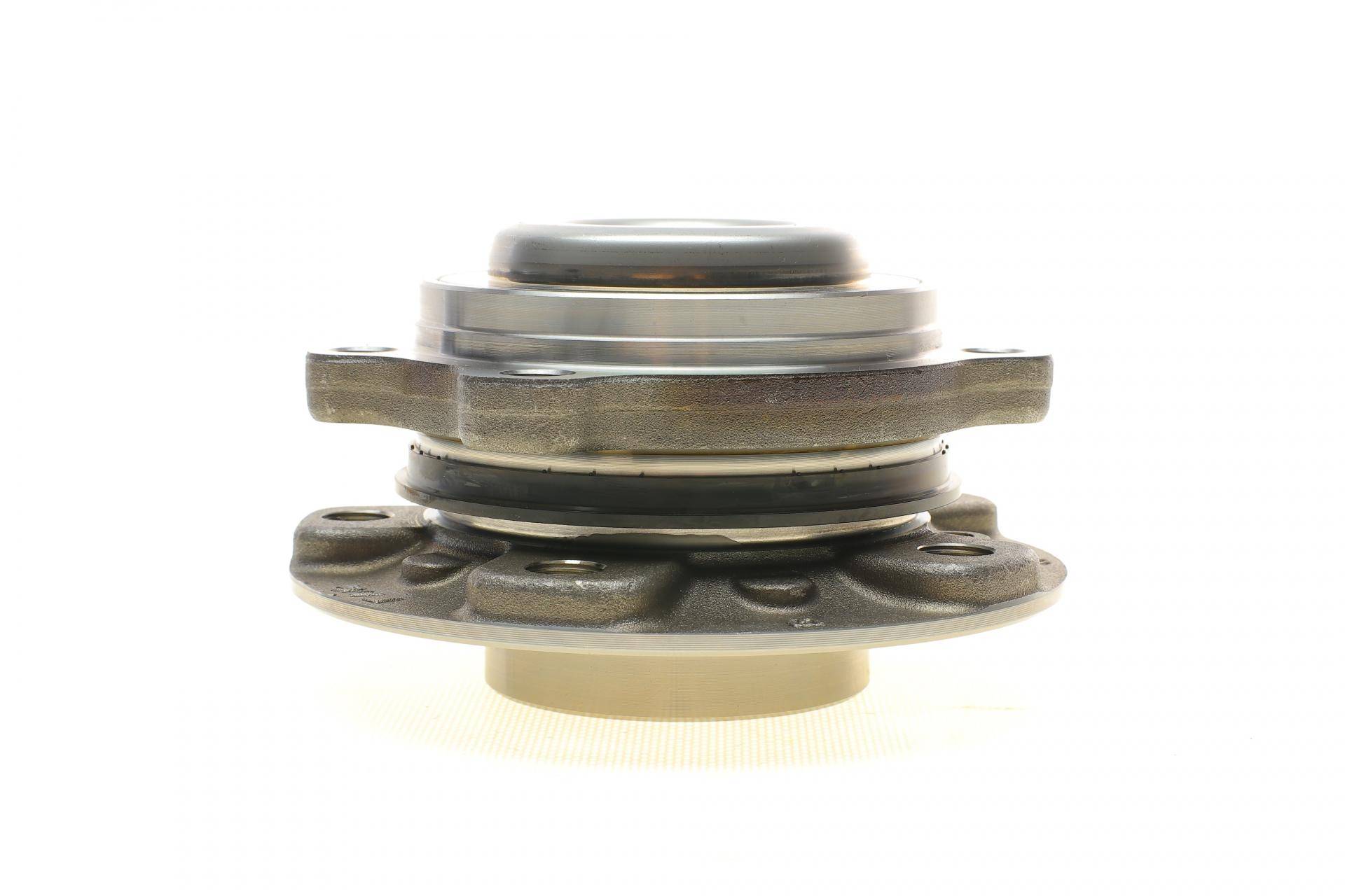 Підшипник маточини (передньої) BMW 5 (F10)/6 (F12) 09-16 (+ABS)