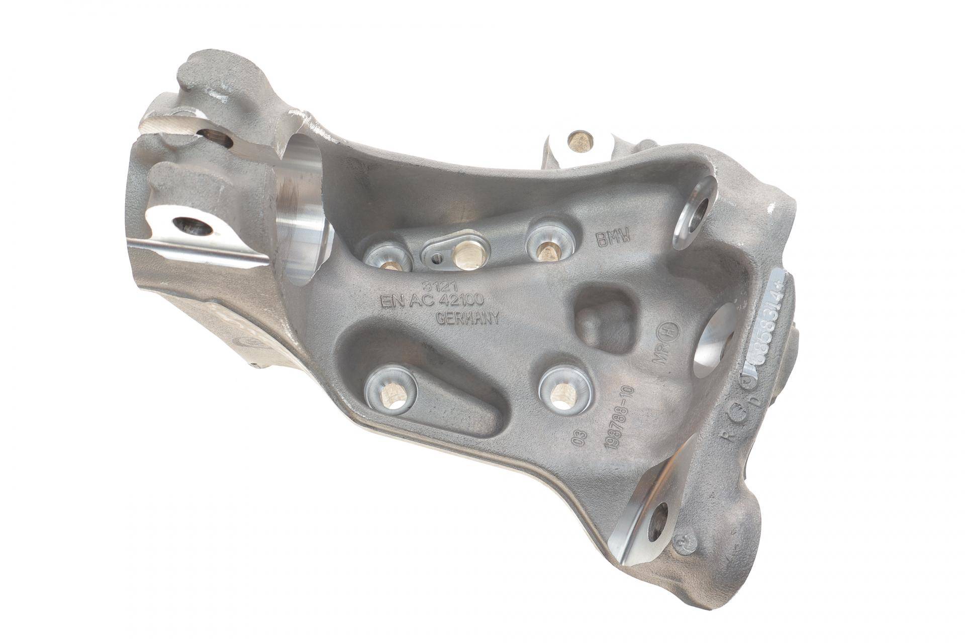 Кулак поворотний (цапфа) (R) BMW 4 (F36/F33/F83/F32/F82) 13-21 N47/N20/N55/N26/N57/B48/B58