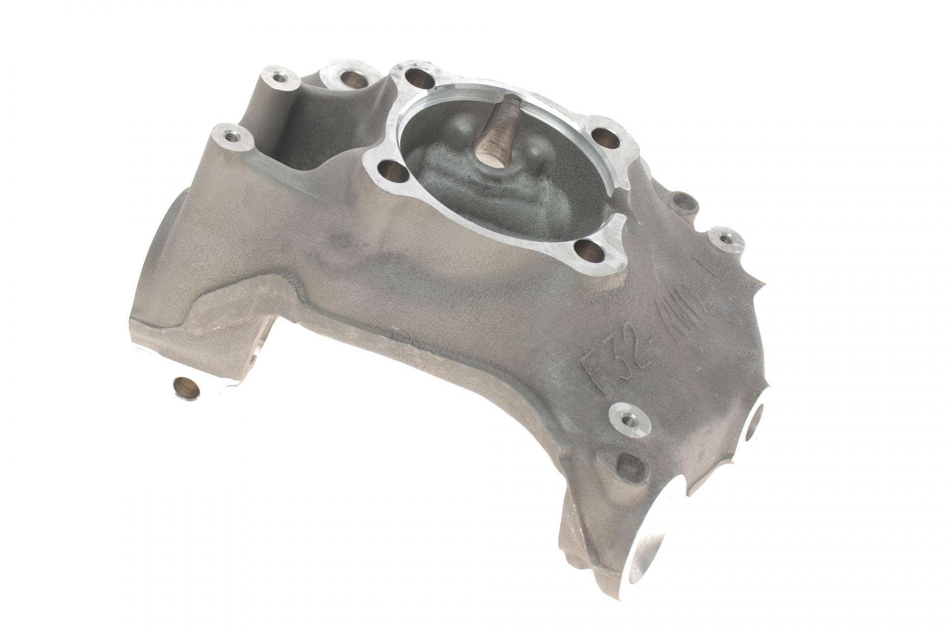 Кулак поворотний (цапфа) BMW 4 (F32/F36) 14-20 (L)