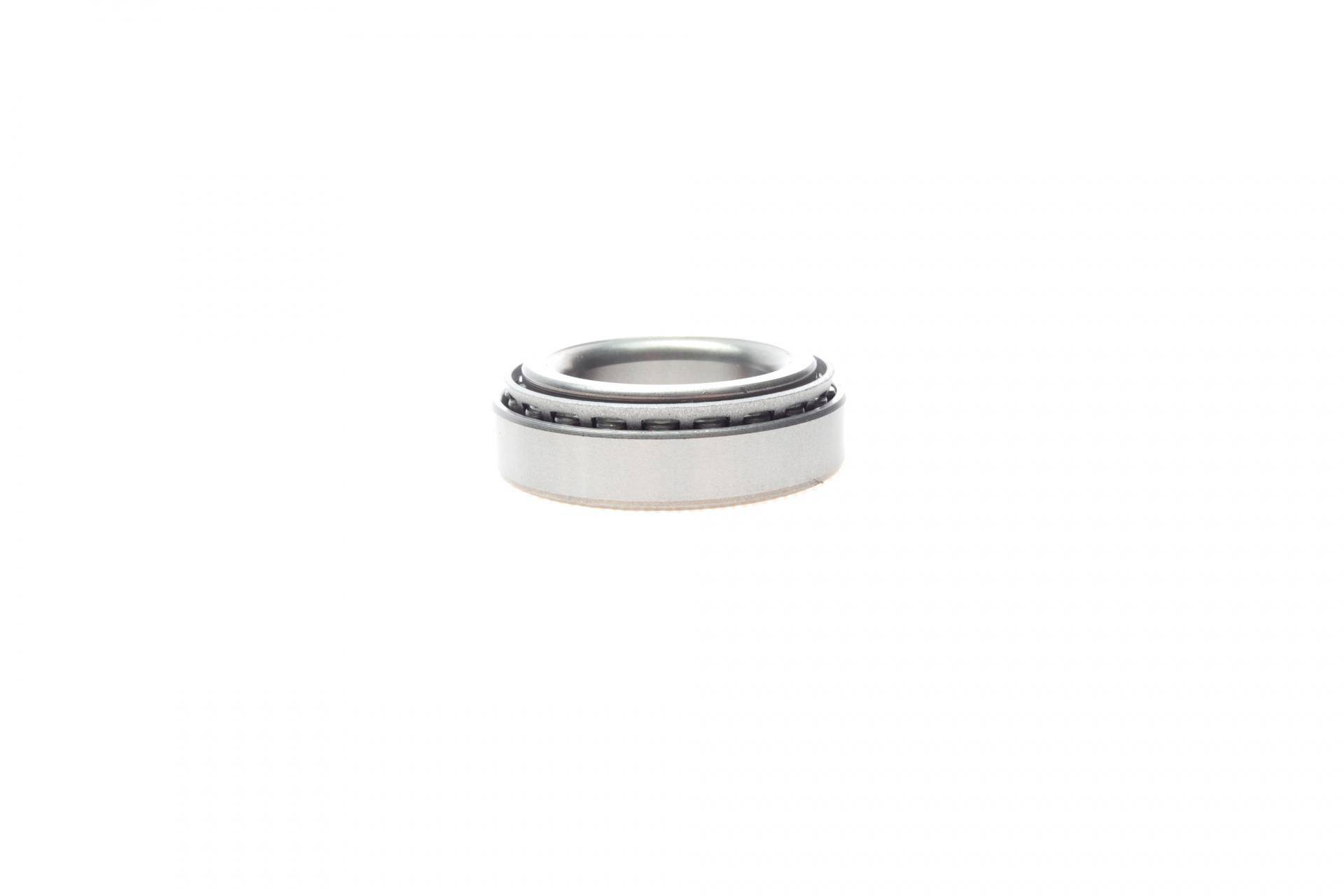 Підшипник маточини (задньої) Audi 50/80/90/100 68-94/VW Golf/Passat 73-99/Caddy 96-00 (к-кт)