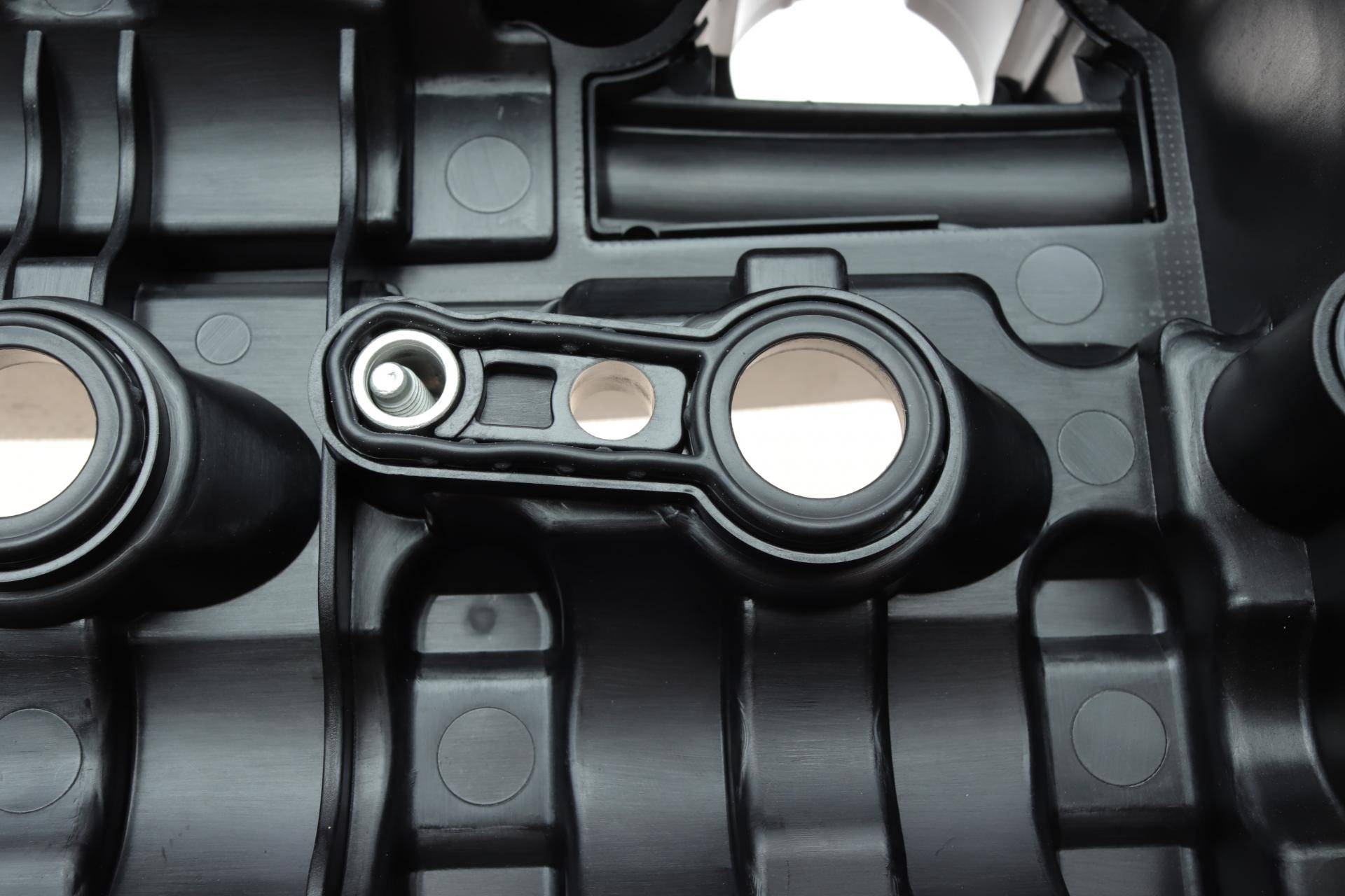 Кришка клапанів BMW 3 (E90/F30/F80)/5 (E60/F10)/X3 (F25)/X5 (F15/F85) 1.6/2.0D 06-18 (N47)