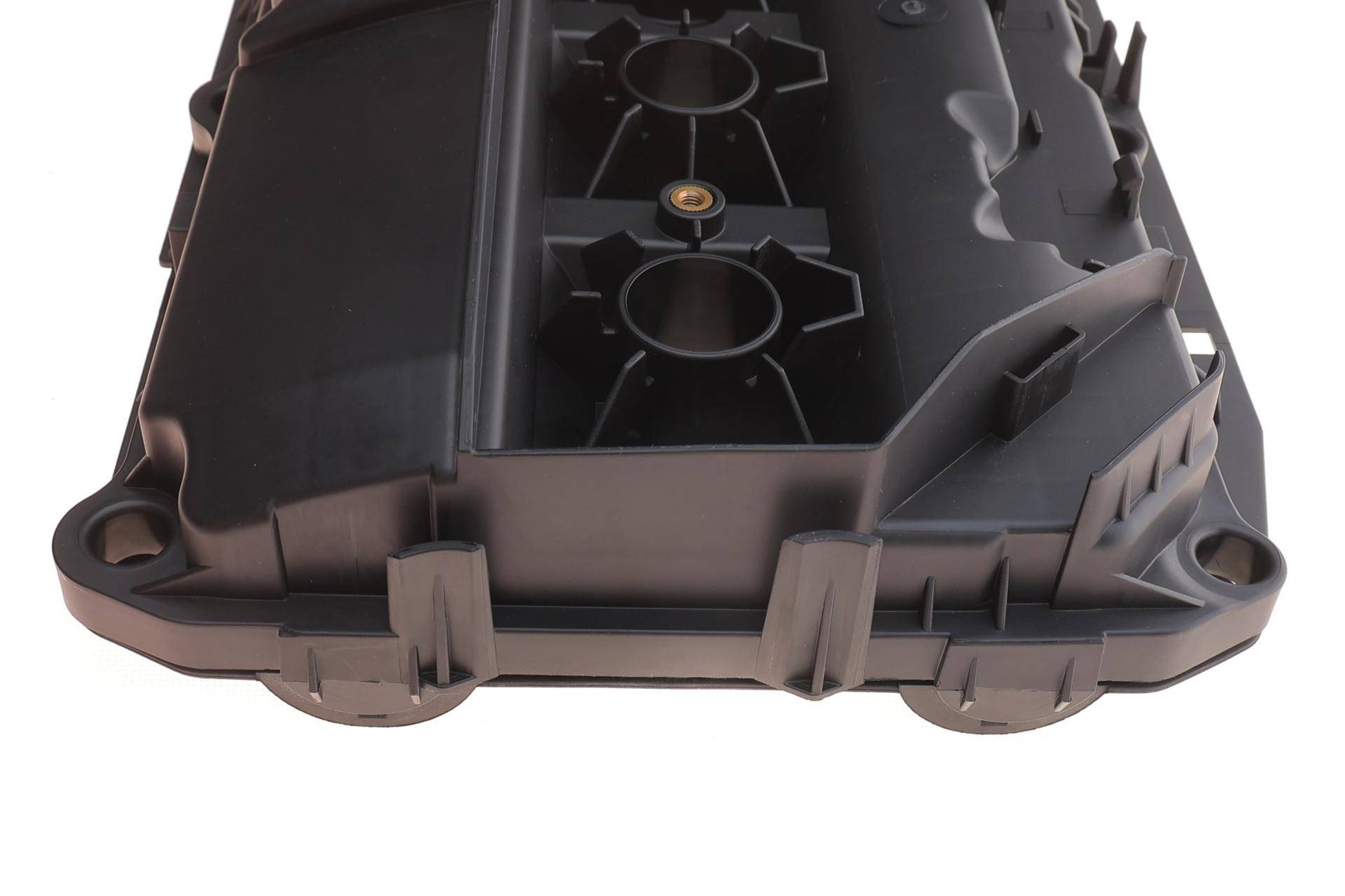 Кришка клапанів BMW 3 (E46)/5 (E39/E60) 3.0 04-11 (M54)