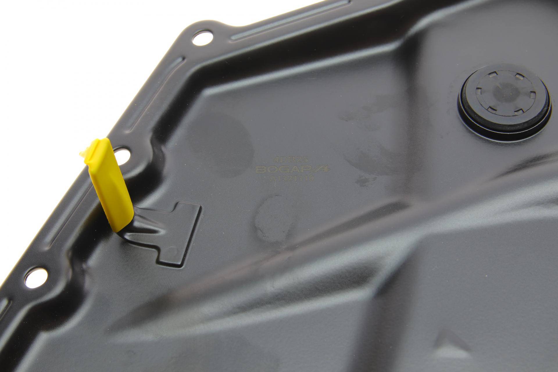 Кришка двигуна (передня) Audi A1/A3/A4/A5/A6/A7/A8/Q2/Q3/Q5/Q7 1.8-2.0 06-