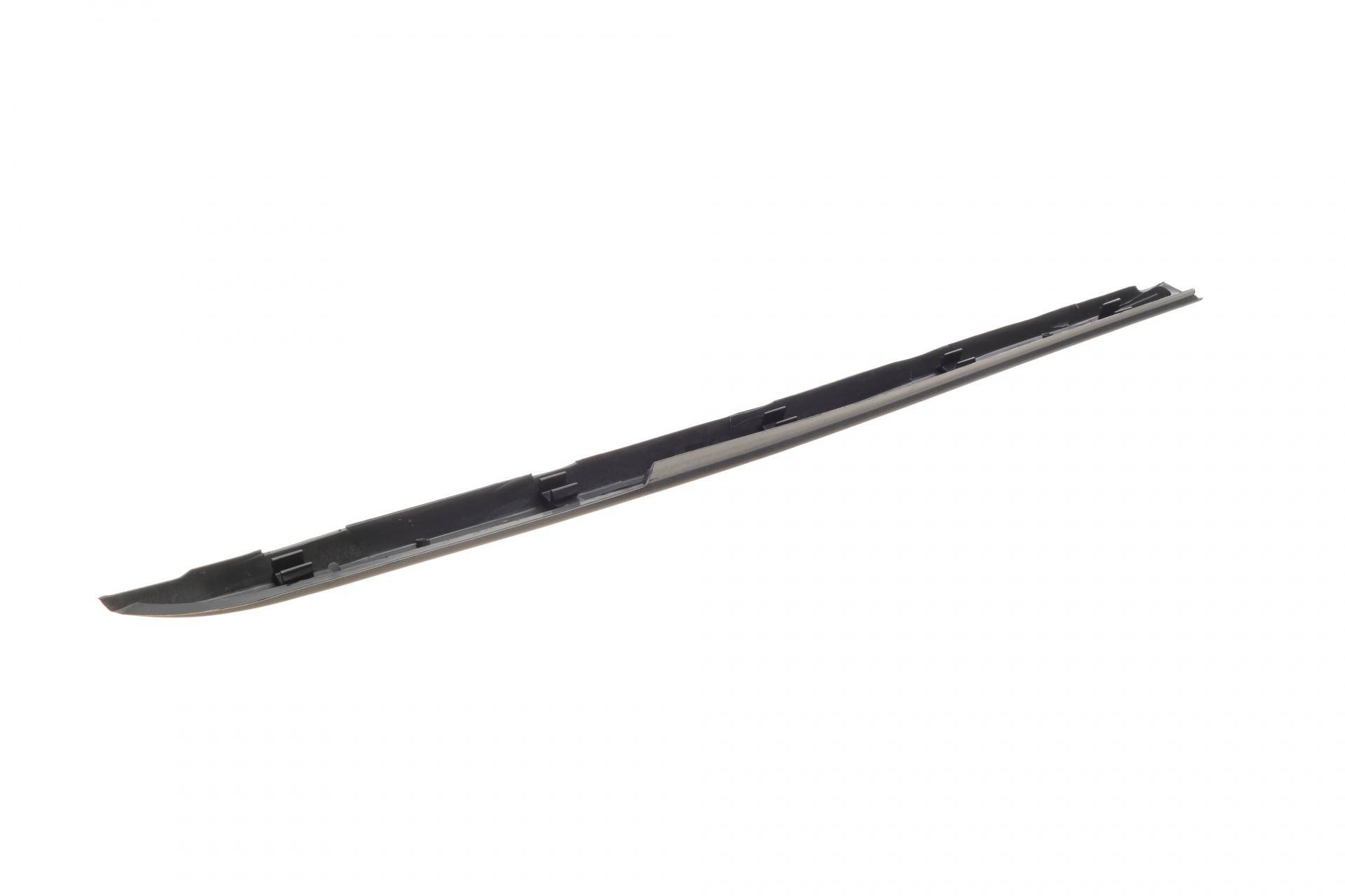Накладка скла лобового MB Vito (W638) 96-03 (R)