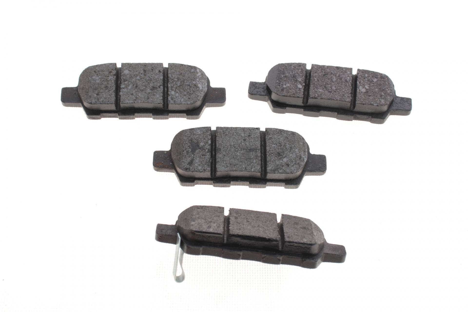 Колодки гальмівні (задні) Renault Koleos/Nissan Juke/Qashqai/X-Trail/Suzuki 08- (Akebono)