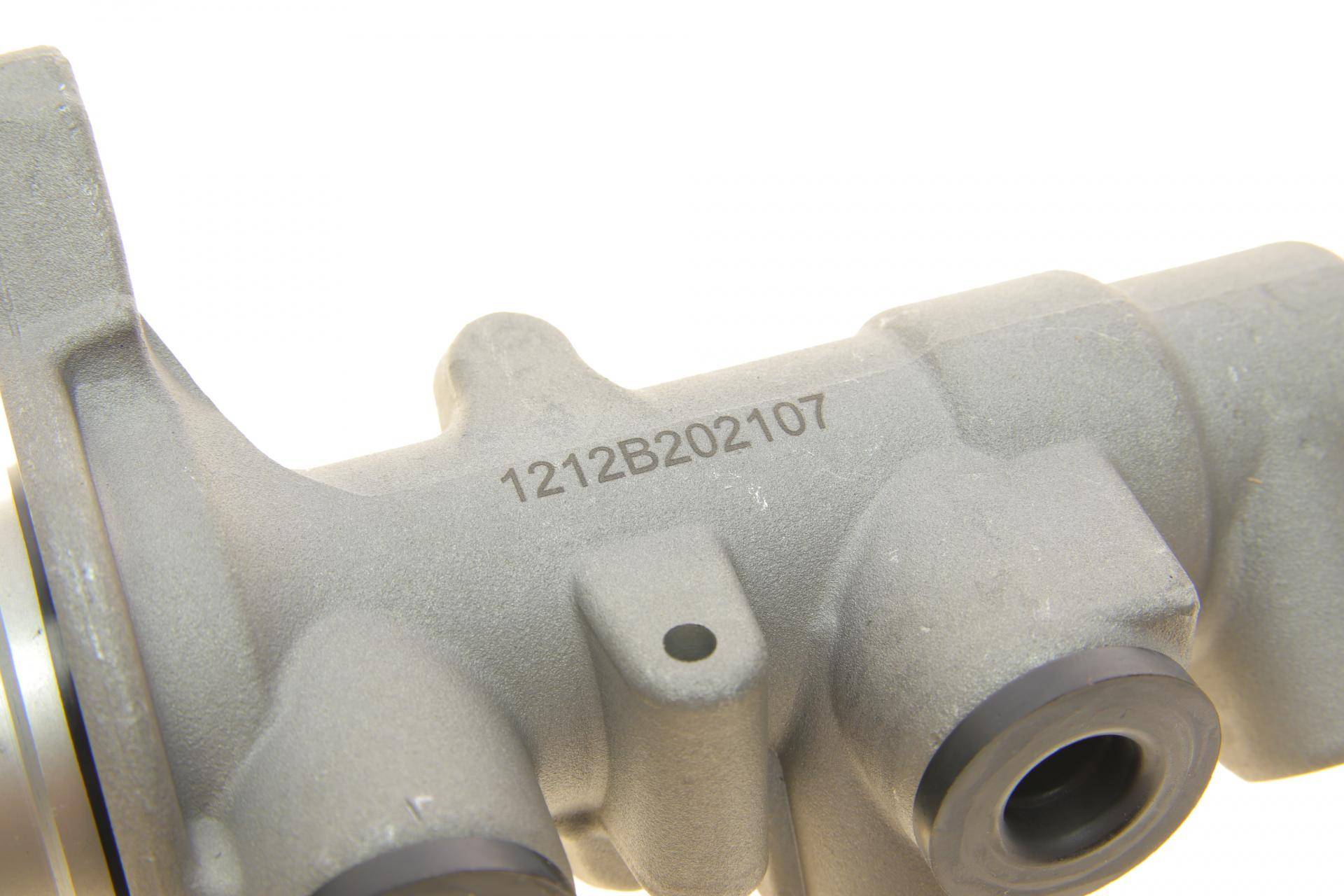 Циліндр гальмівний (головний) Audi A3/Seat Leon/Skoda Octavia/VW Golf 12- (d=23.81mm)