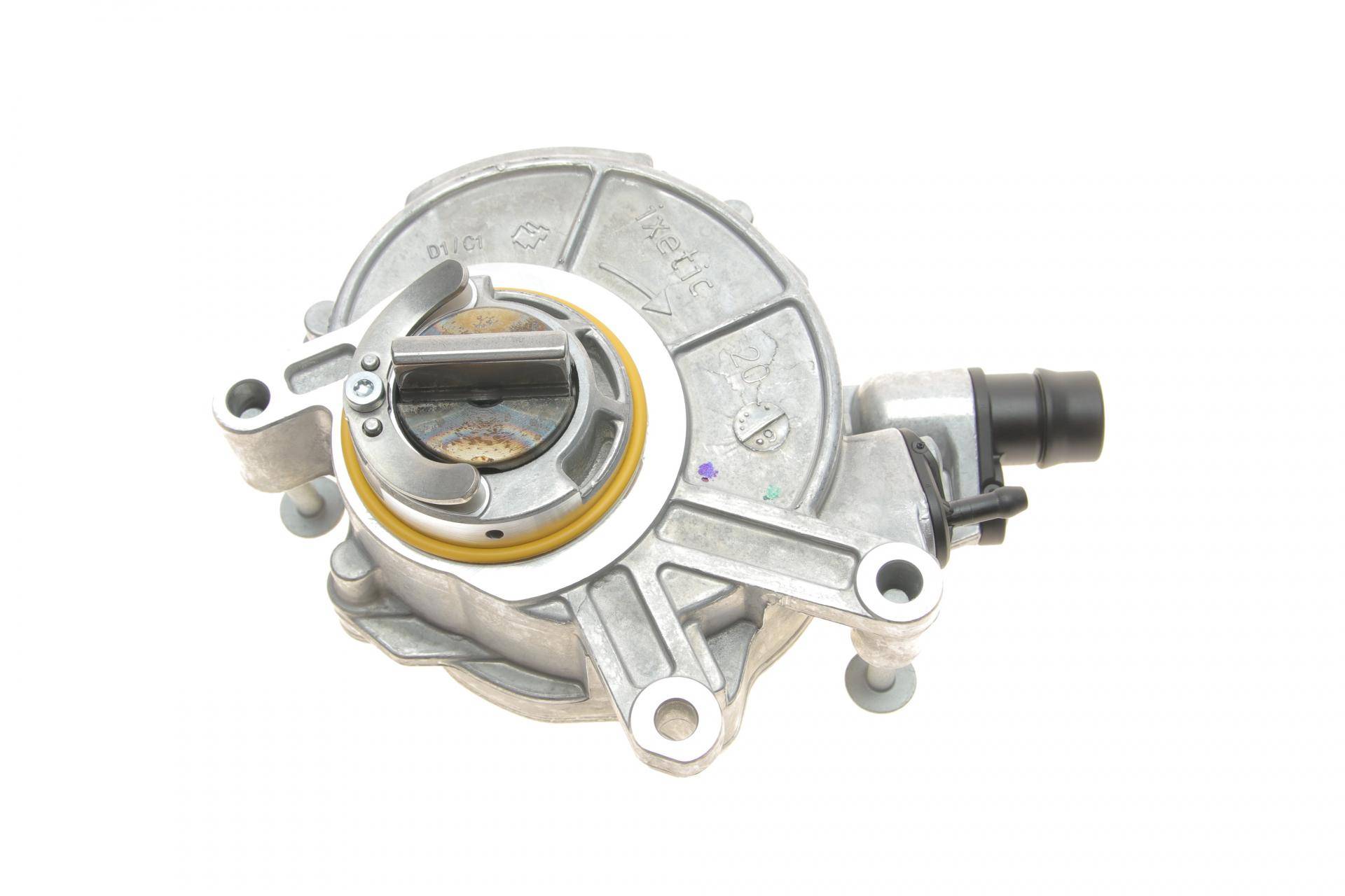 Насос вакуумний BMW 5 (F10)/X5 (E70/F15) 4.4 i (N63/S63) 09-18