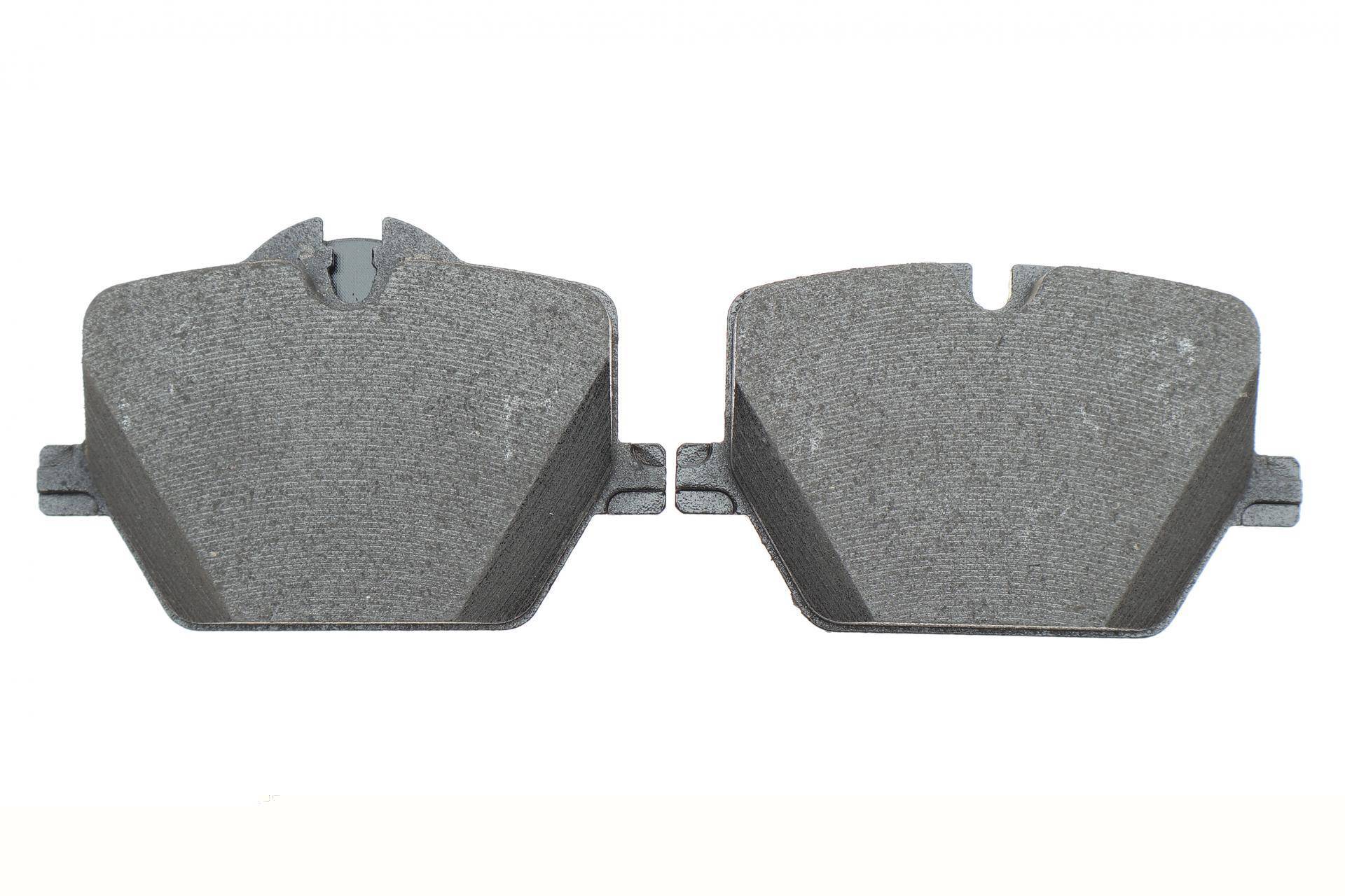 Колодки гальмівні (задні) BMW 3 (G20/G21/G80/G81/G28)/4 (G22/G23/G82/G83/G26) 18-/i4 (G26) 21- ATE Ceramic