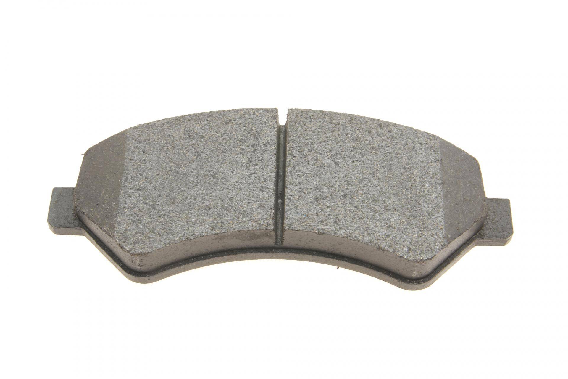 Колодки гальмівні (передні) Citroen Jumper/Fiat Ducato/Peugeot Boxer 2.0-3.0HDi 06- R16(+датчик) Q+