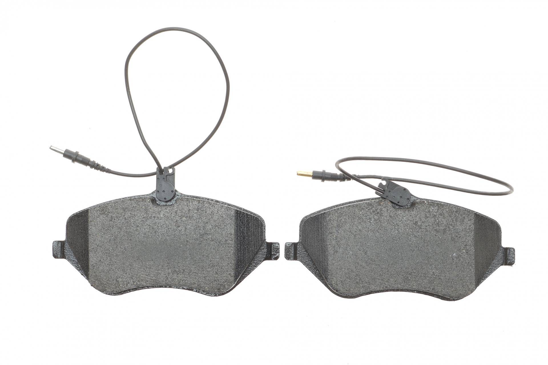 Колодки гальмівні (передні) Citroen C5 08-/C6 05-12/Peugeot 407 04-10/607 00-11 (+датчики)