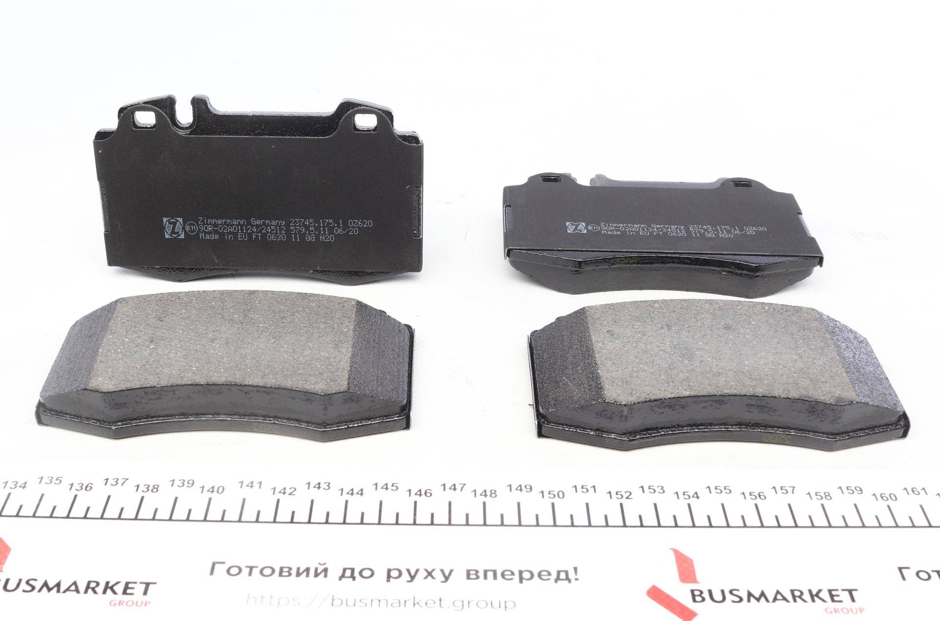 Колодки гальмівні (передні) MB C-class (W203/S202/S203)/CLK 1.8-5.5 99-10 (Brembo)